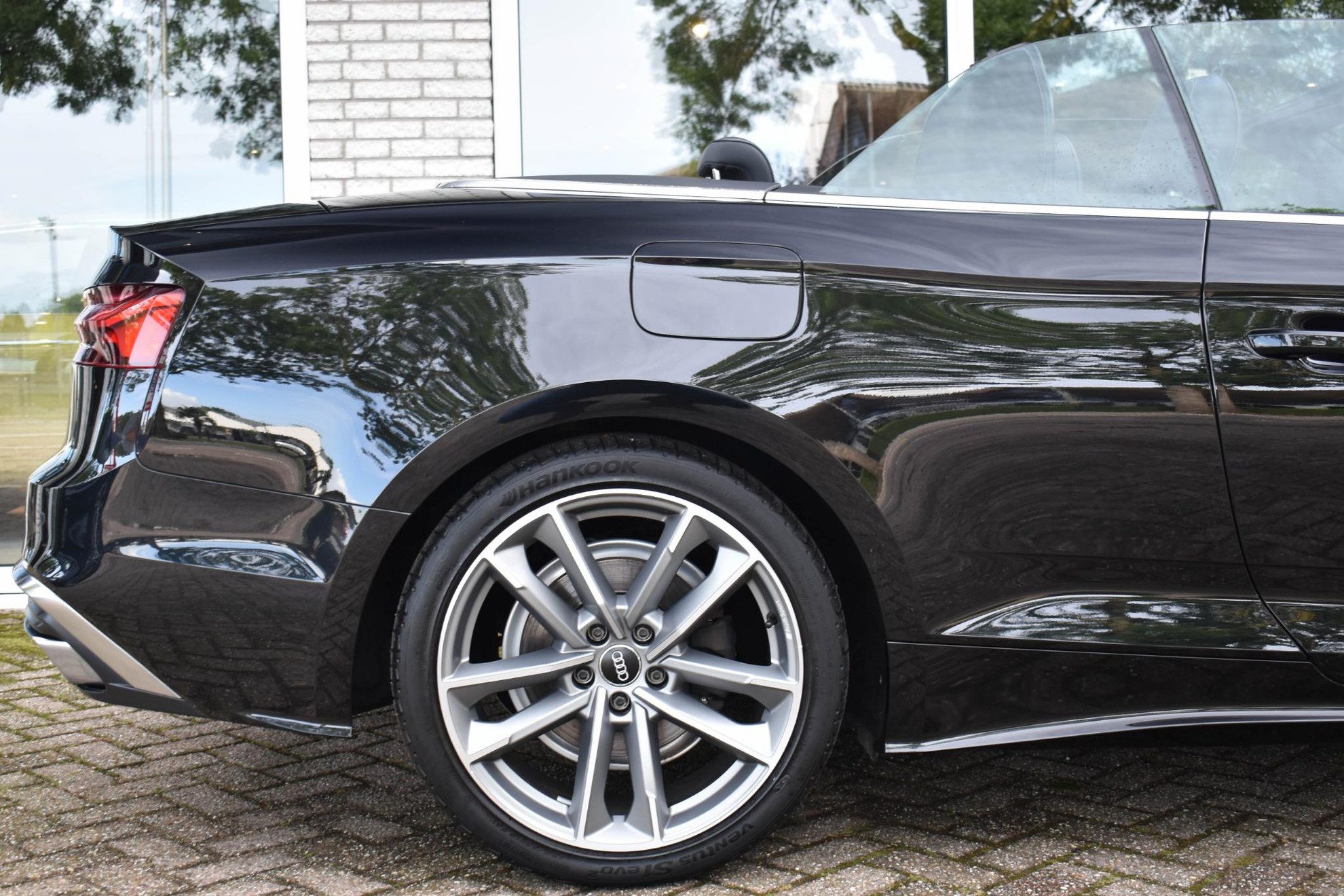 Audi A5 Cabriolet 40 TFSI S edition Virtual Dash Nekverwarming B&O