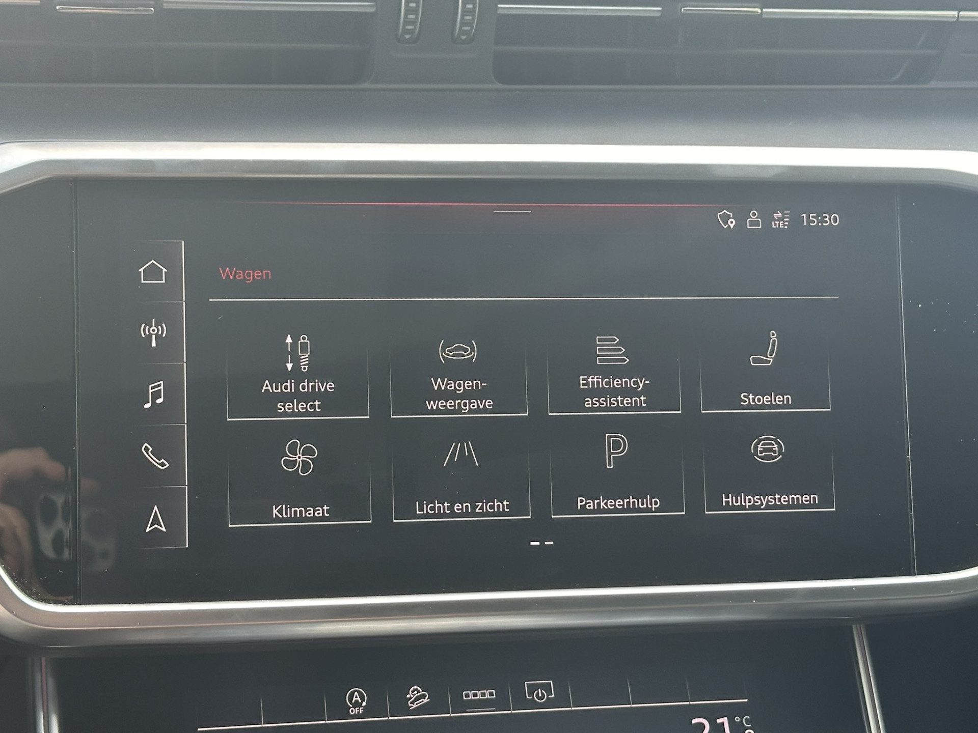 Audi A6 Allroad quattro 45 TDI | LED | PANO | Keyless | Luchtvering | Apple Carplay | Stoelen- Stuur en achterbank verwarmd | Trekhaak .