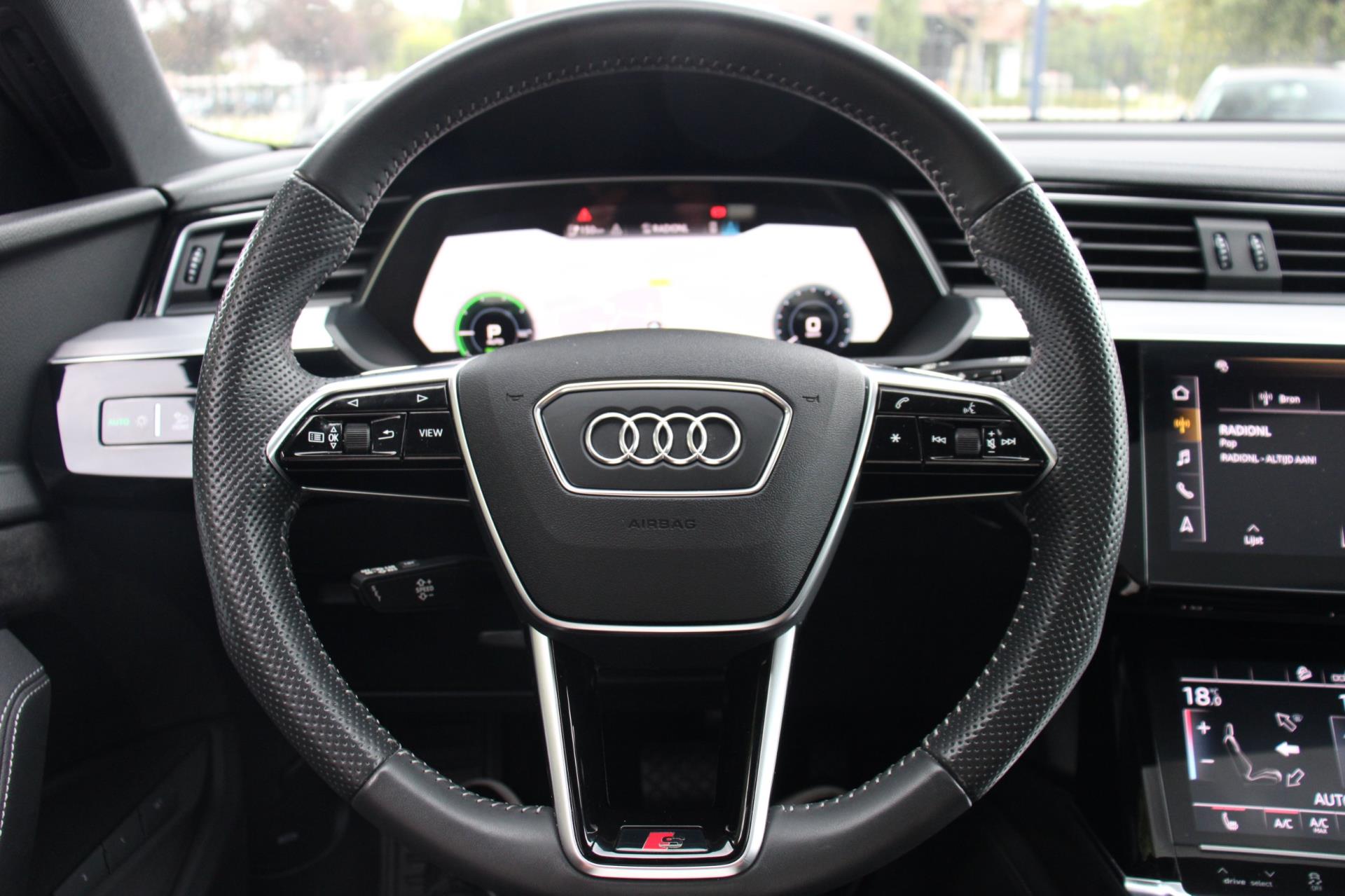 Audi E-tron 55 Quattro Advanced 1e Eig Luchtvering Virtual Pano S-Line Black Optic 20”