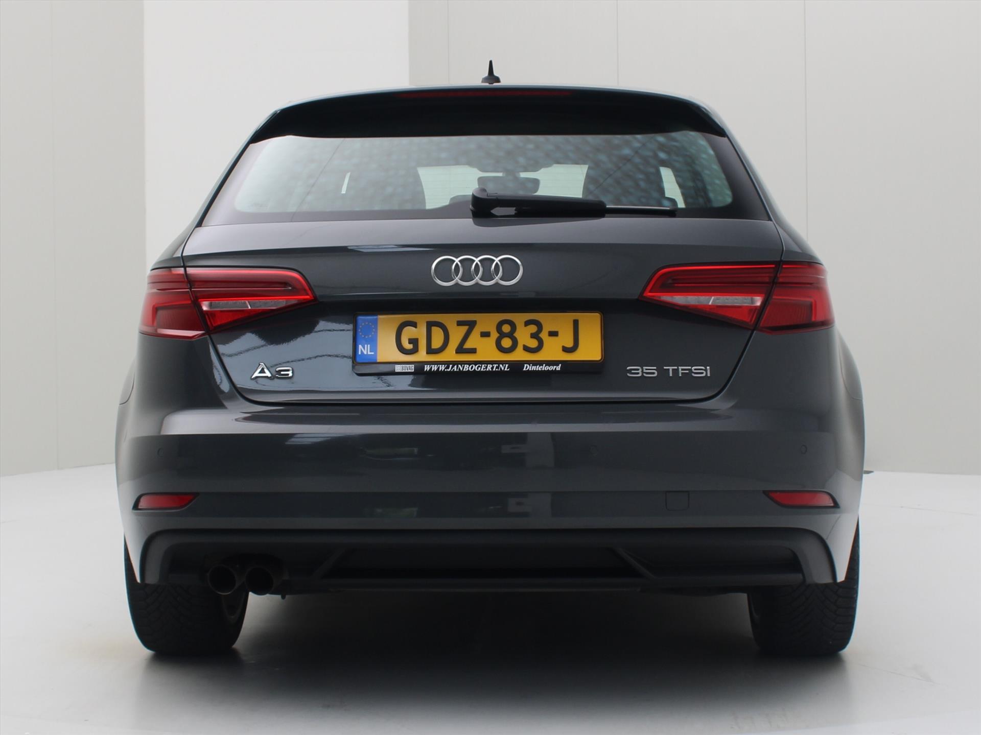 Audi A3 Sportback 35 TFSI 150pk Automaat Platinum Business [ VIRTUAL+LED+NAVI+CRUISE+CLIMATE+STOELVERWARMING ]