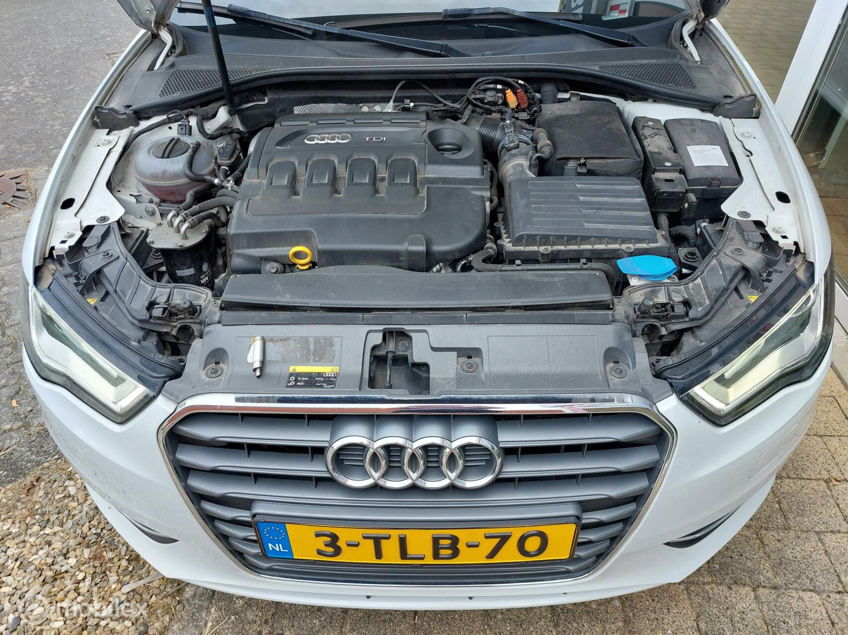 Audi A3  1.6 TDI ultra Attraction Pro Line