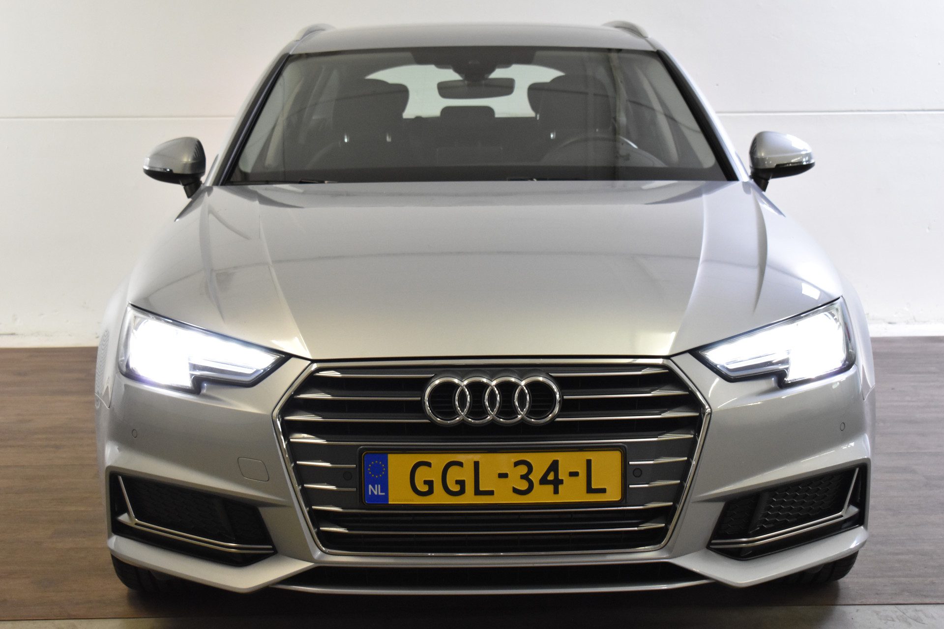 Audi A4 Avant 35 TFSI 2.0 150PK PRO-LINE SPORT NAVI/PDC/ECC