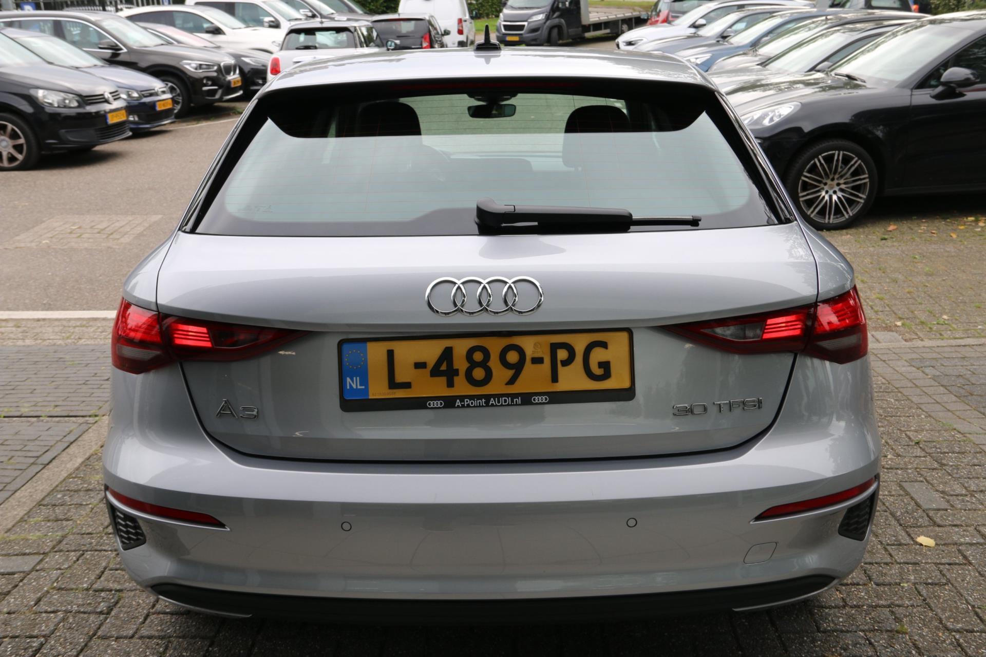 Audi A3 Sportback 30 TFSI Pro Line DEALER OND. NL-AUTO NAP!