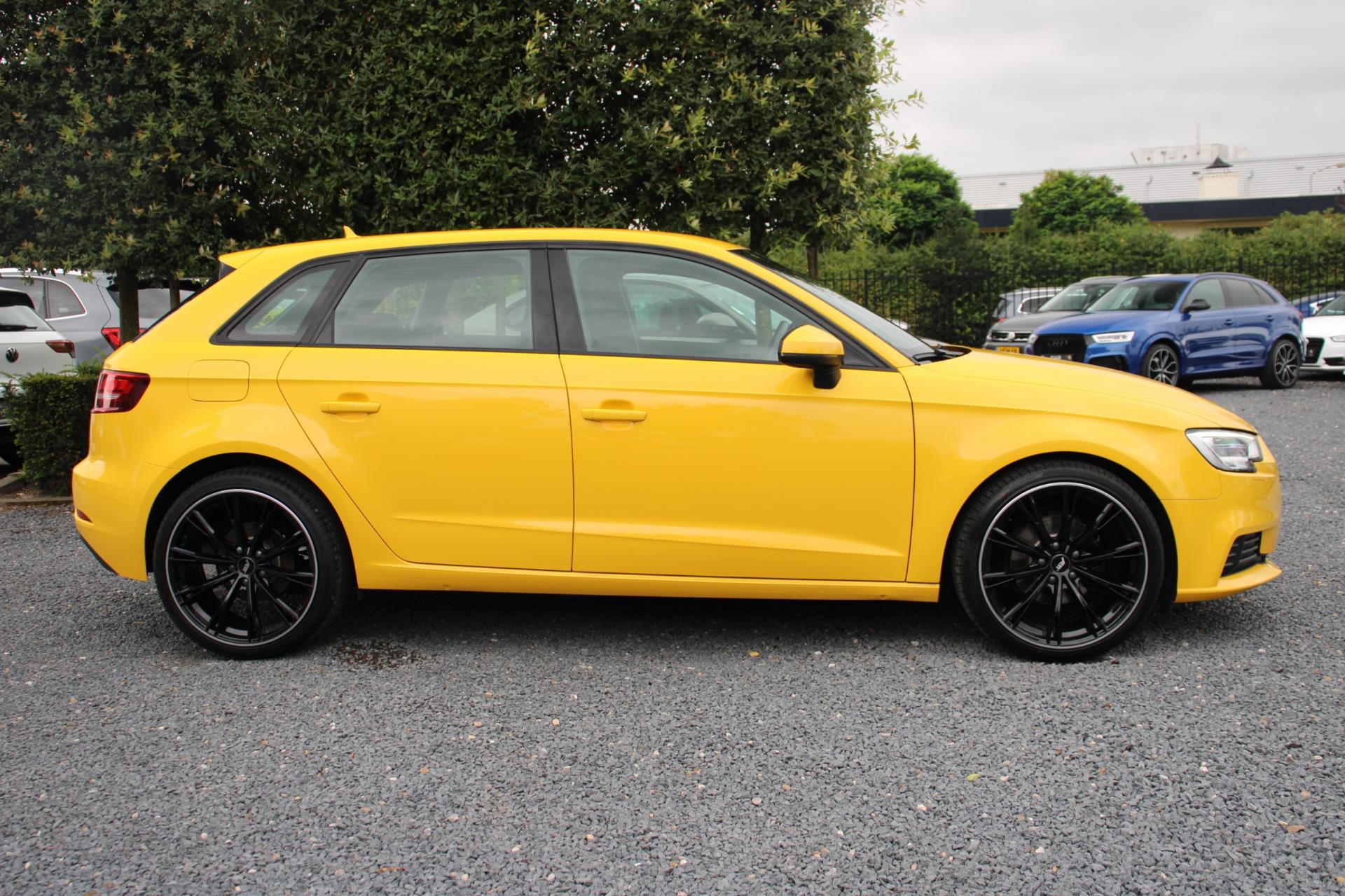 Audi A3 Sportback 30 TFSI Pro Line Sport Xenon Clima PDC 19” ABT