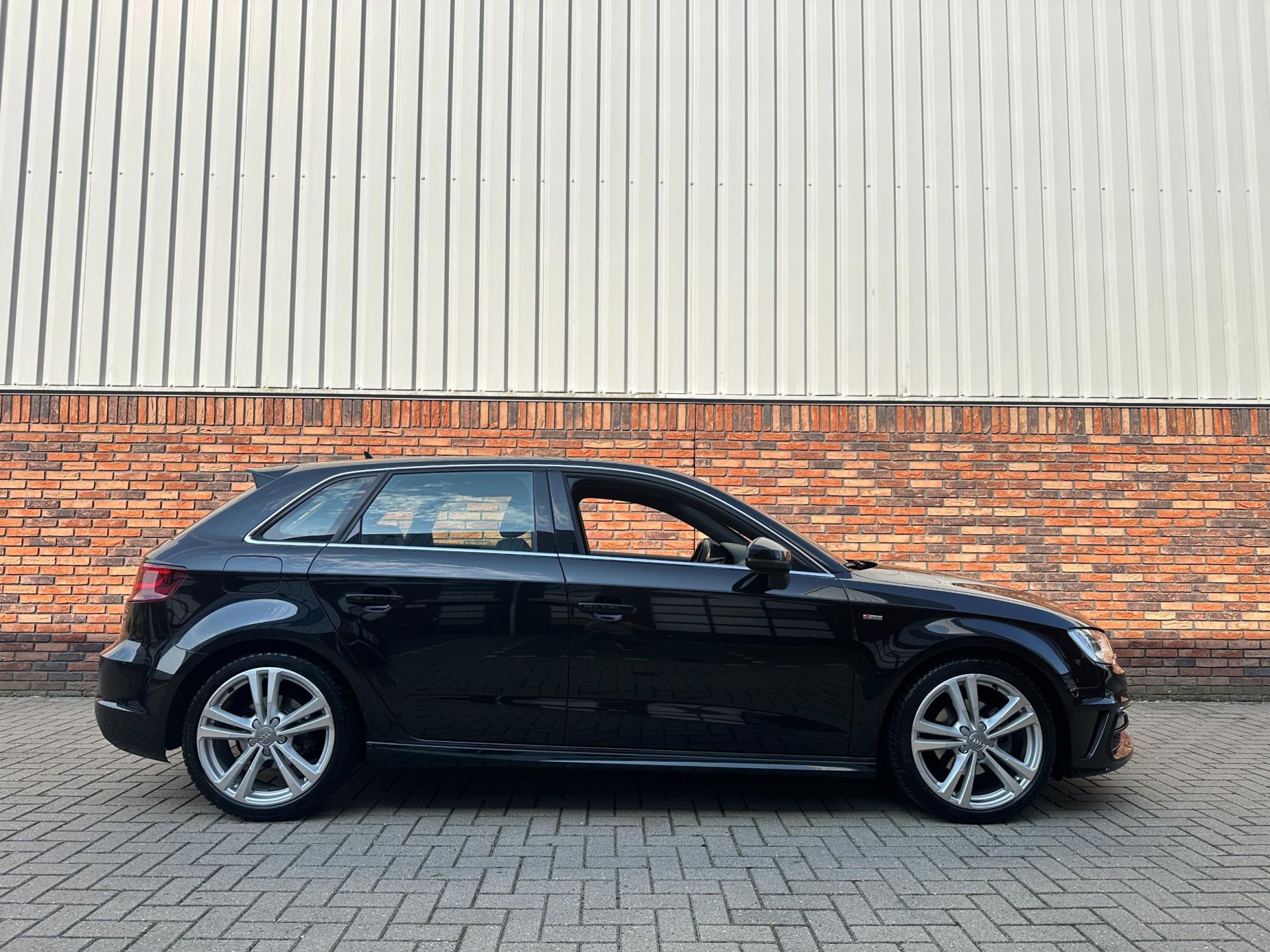 Audi A3 Sportback 1.4 TFSI CoD Ambition Sport Edition |S-Line|