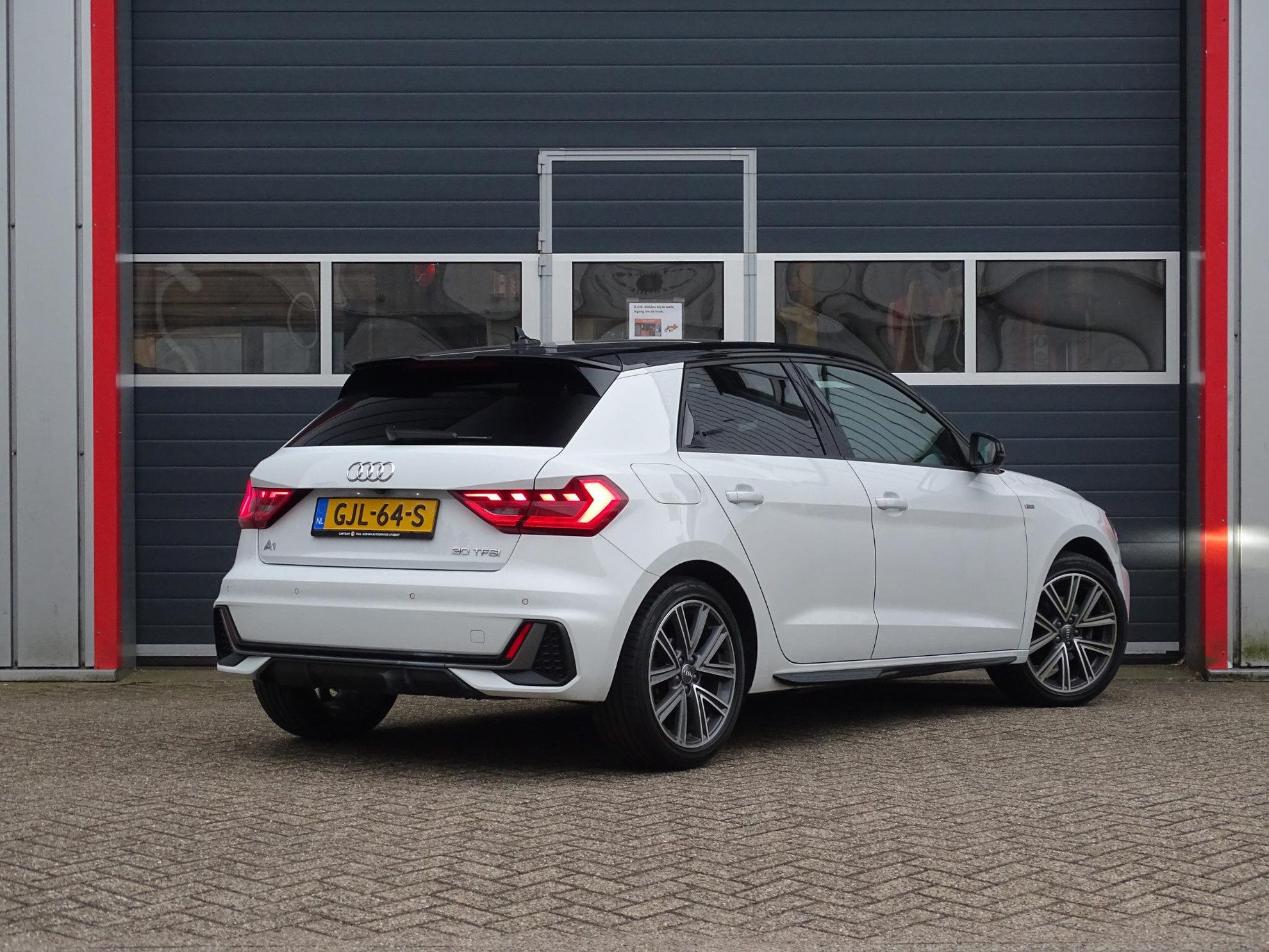 Audi A1 Sportback 30 TFSI S-Line  | CarPlay | Elek Spiegels | Cruise | Camera |