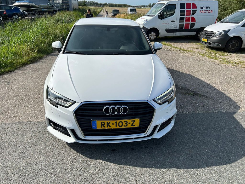 Audi A3 Sportback 1.5 TFSI CoD Sport S Line Edition