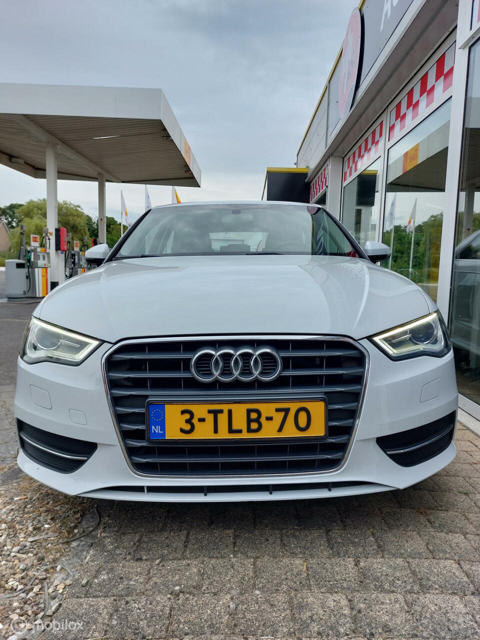 Audi A3  1.6 TDI ultra Attraction Pro Line