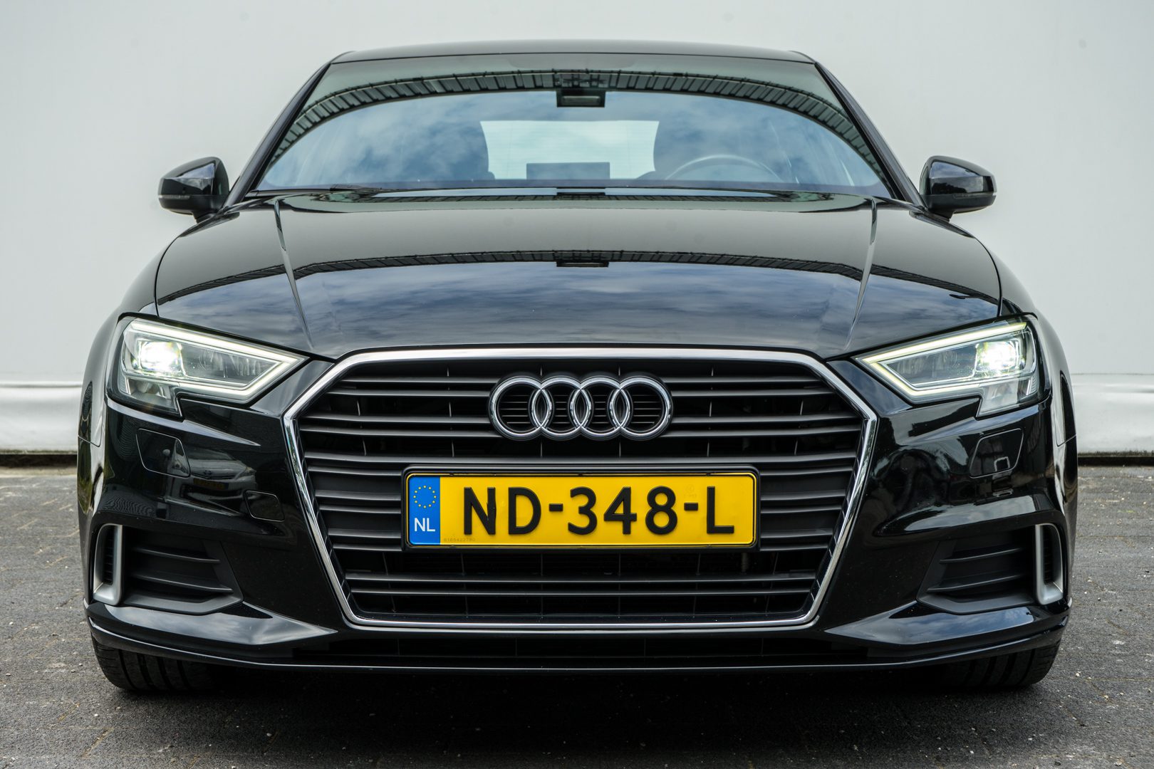 Audi A3 Limousine 1.0 TFSI Sport Lease Edition Navigatie/ Sportstoelen/ 17″ Lmv/ Pdc/ Cruise control