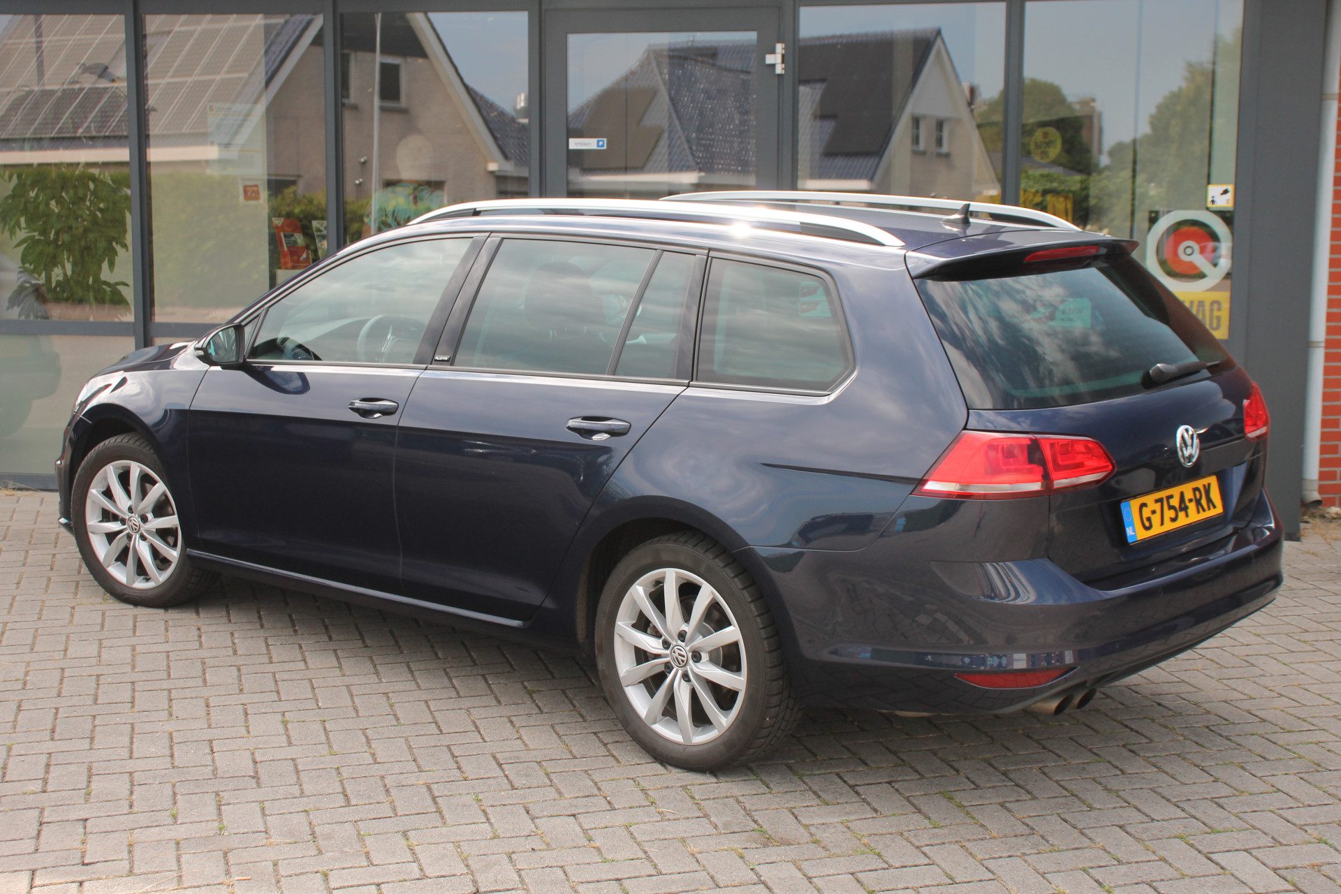 Volkswagen GOLF Variant 1.4 TSI Highline ✅ Camera ✅ Navi ✅ Bluetooth  ✅ Dealer ond ✅ Rijklaar