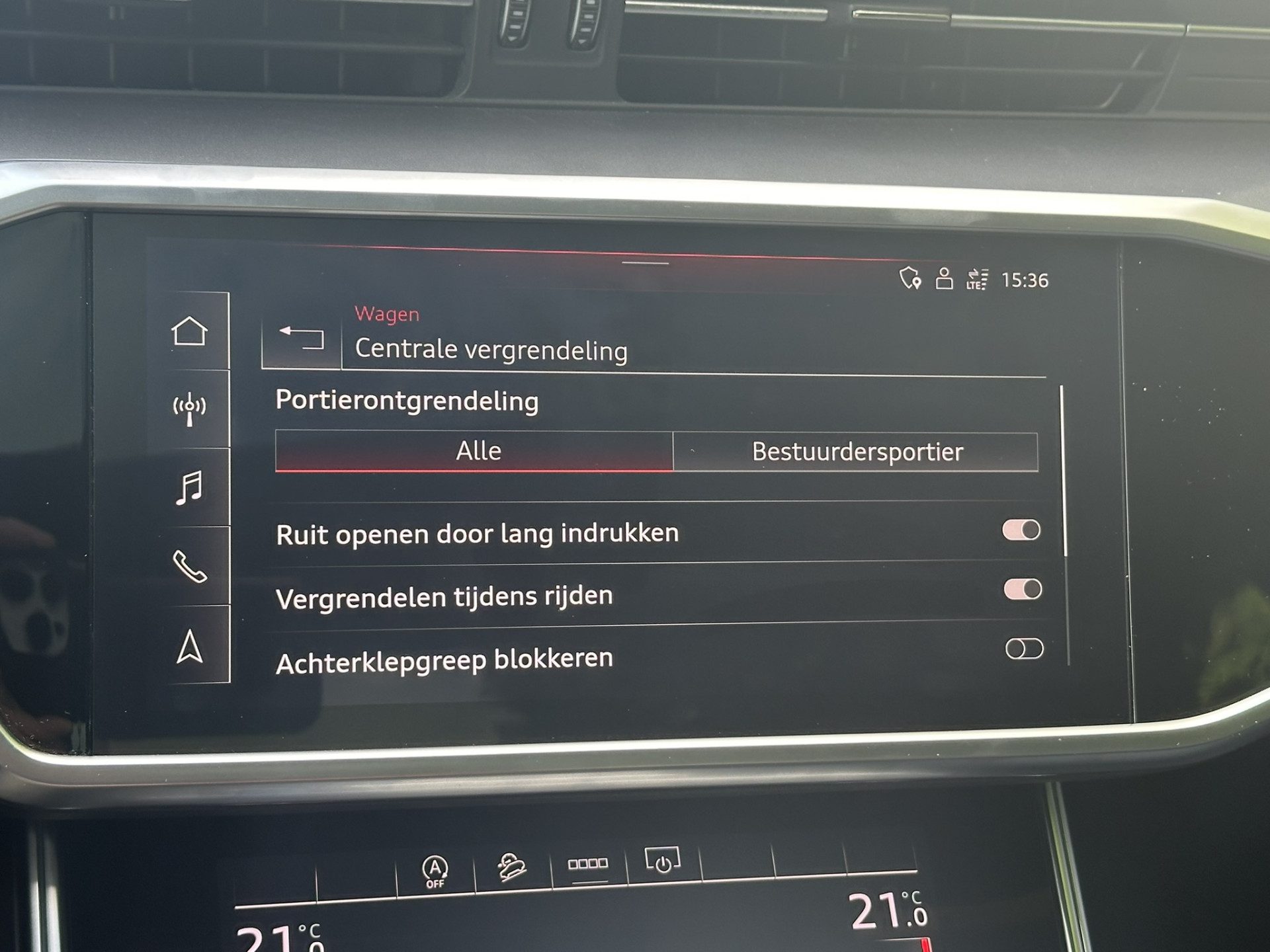 Audi A6 Allroad quattro 45 TDI | LED | PANO | Keyless | Luchtvering | Apple Carplay | Stoelen- Stuur en achterbank verwarmd | Trekhaak .