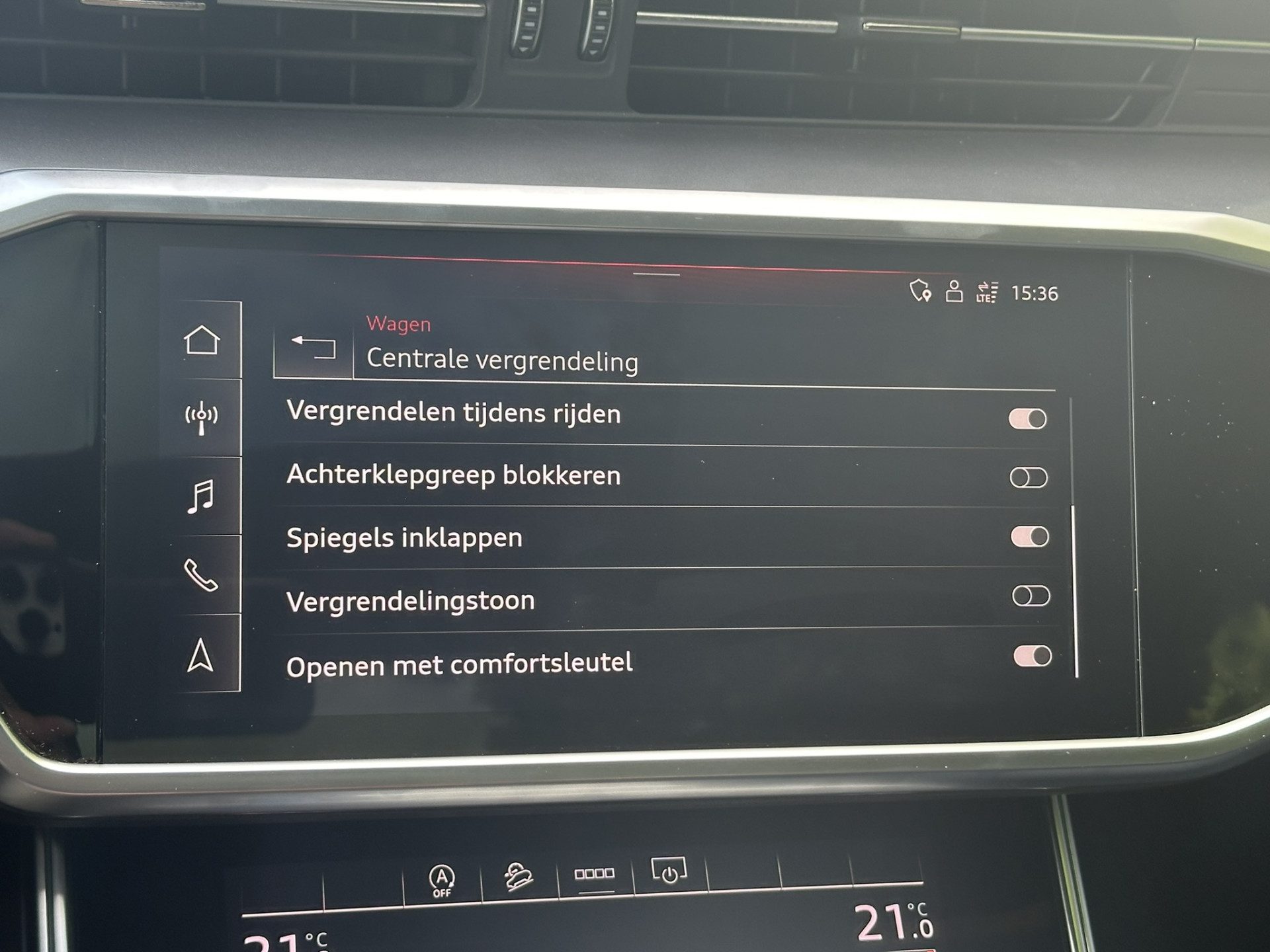 Audi A6 Allroad quattro 45 TDI | LED | PANO | Keyless | Luchtvering | Apple Carplay | Stoelen- Stuur en achterbank verwarmd | Trekhaak .