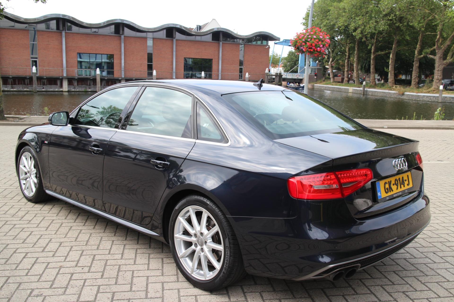 Audi A4 Limousine 1.8 TFSI S Edition