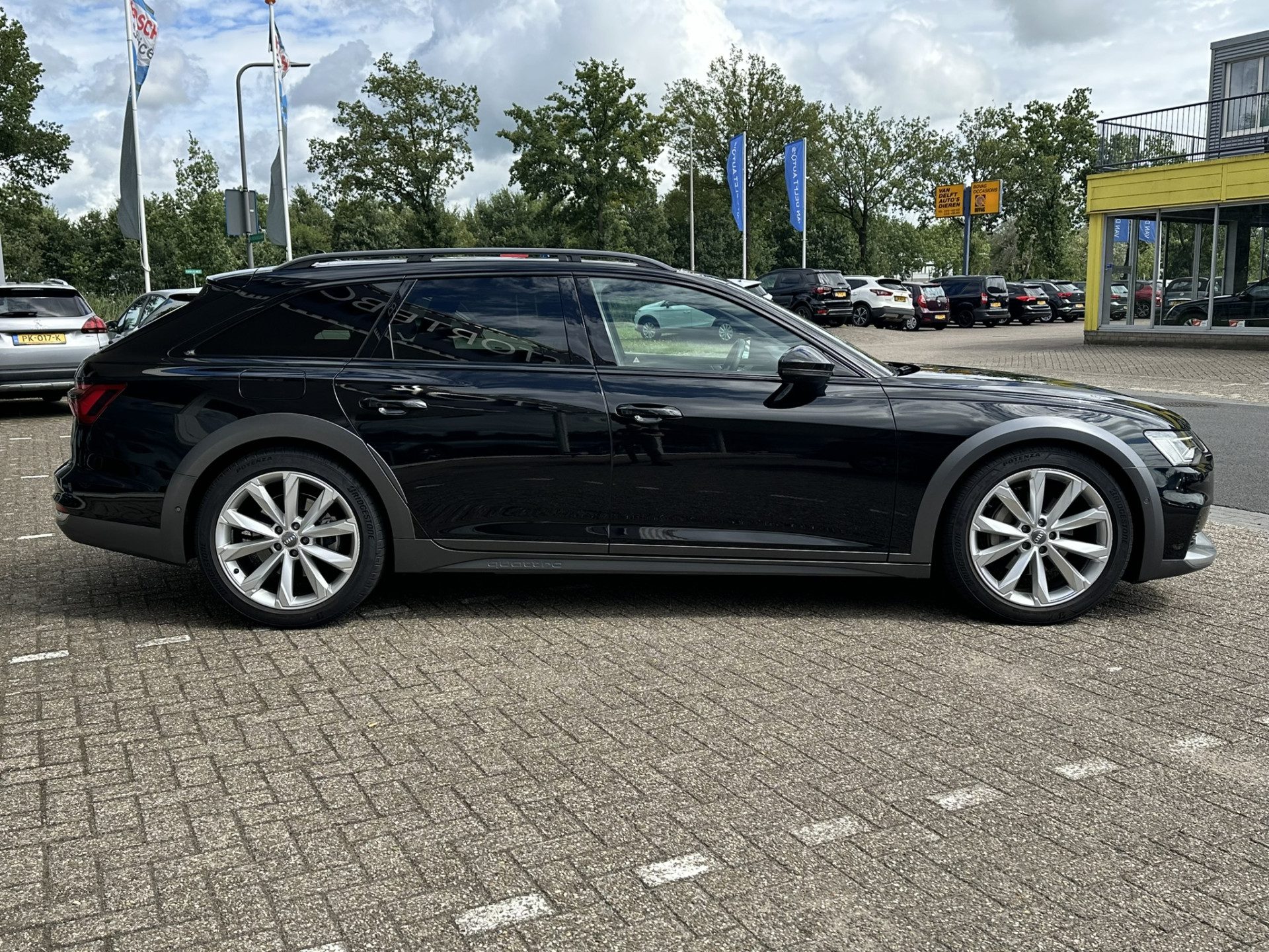 Audi A6 Allroad quattro 45 TDI | LED | PANO | Keyless | Luchtvering | Apple Carplay | Stoelen- Stuur en achterbank verwarmd | Trekhaak .