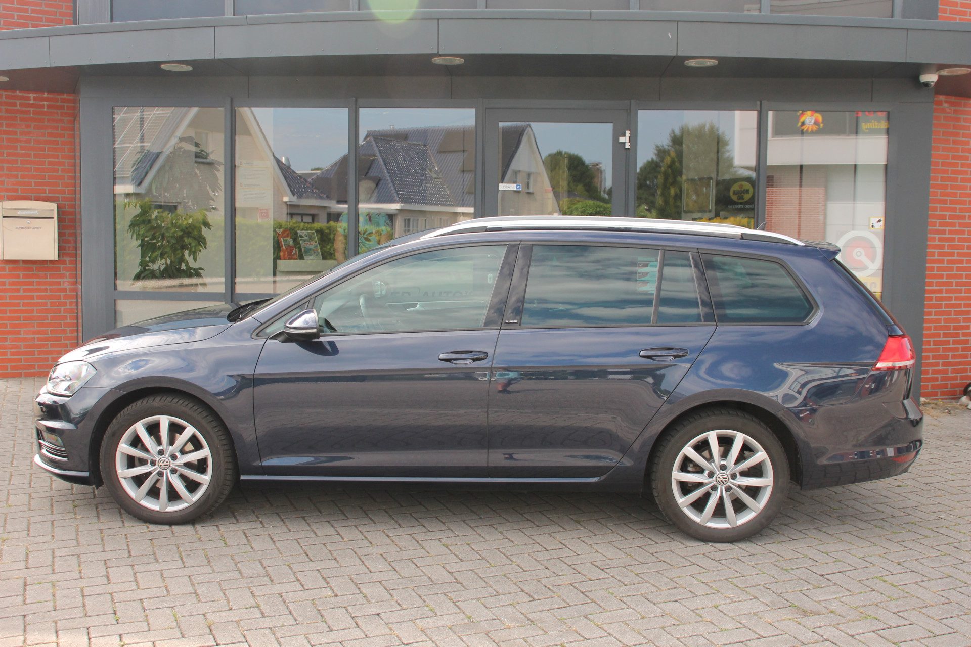 Volkswagen GOLF Variant 1.4 TSI Highline ✅ Camera ✅ Navi ✅ Bluetooth  ✅ Dealer ond ✅ Rijklaar