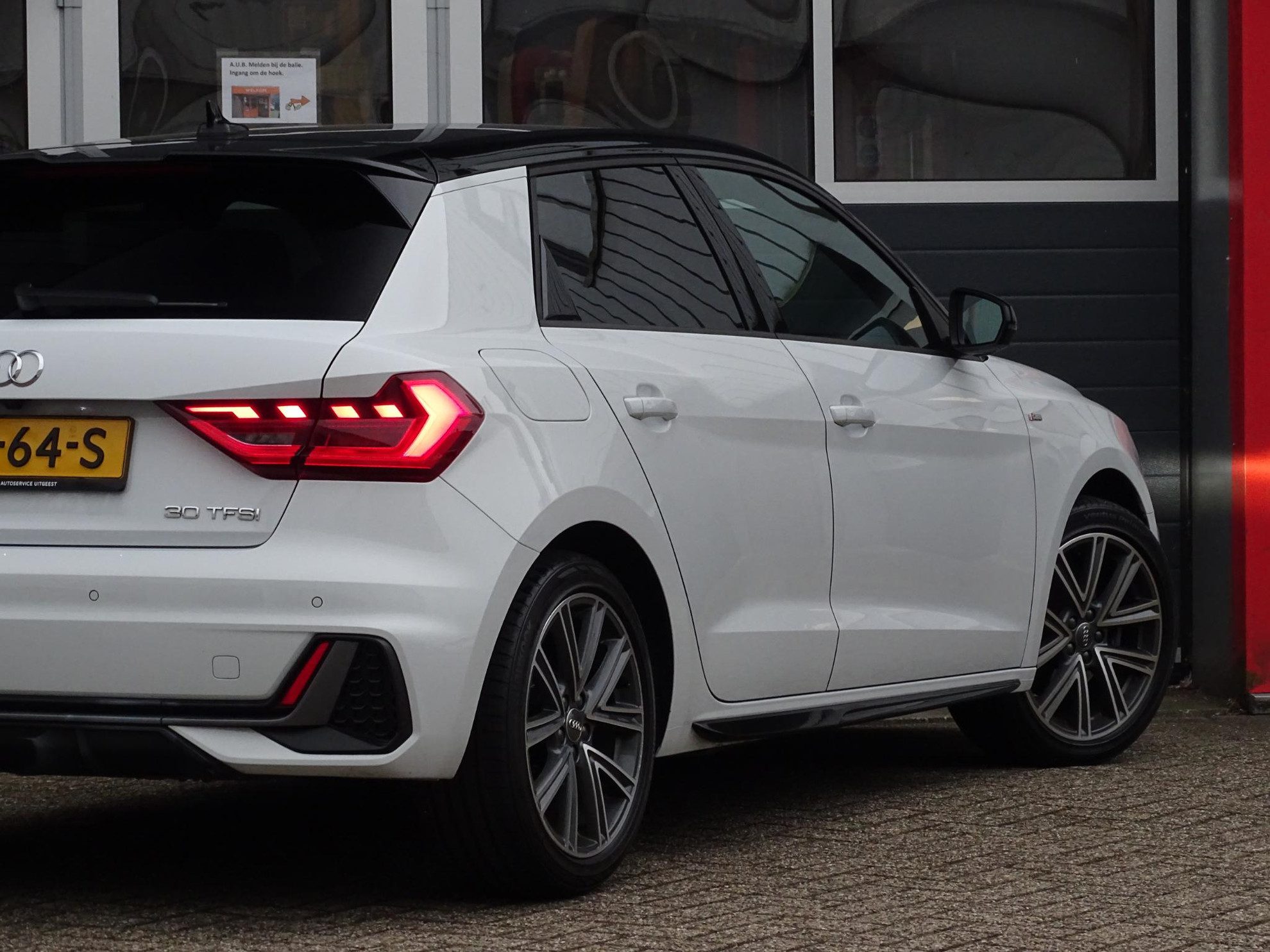 Audi A1 Sportback 30 TFSI S-Line  | CarPlay | Elek Spiegels | Cruise | Camera |