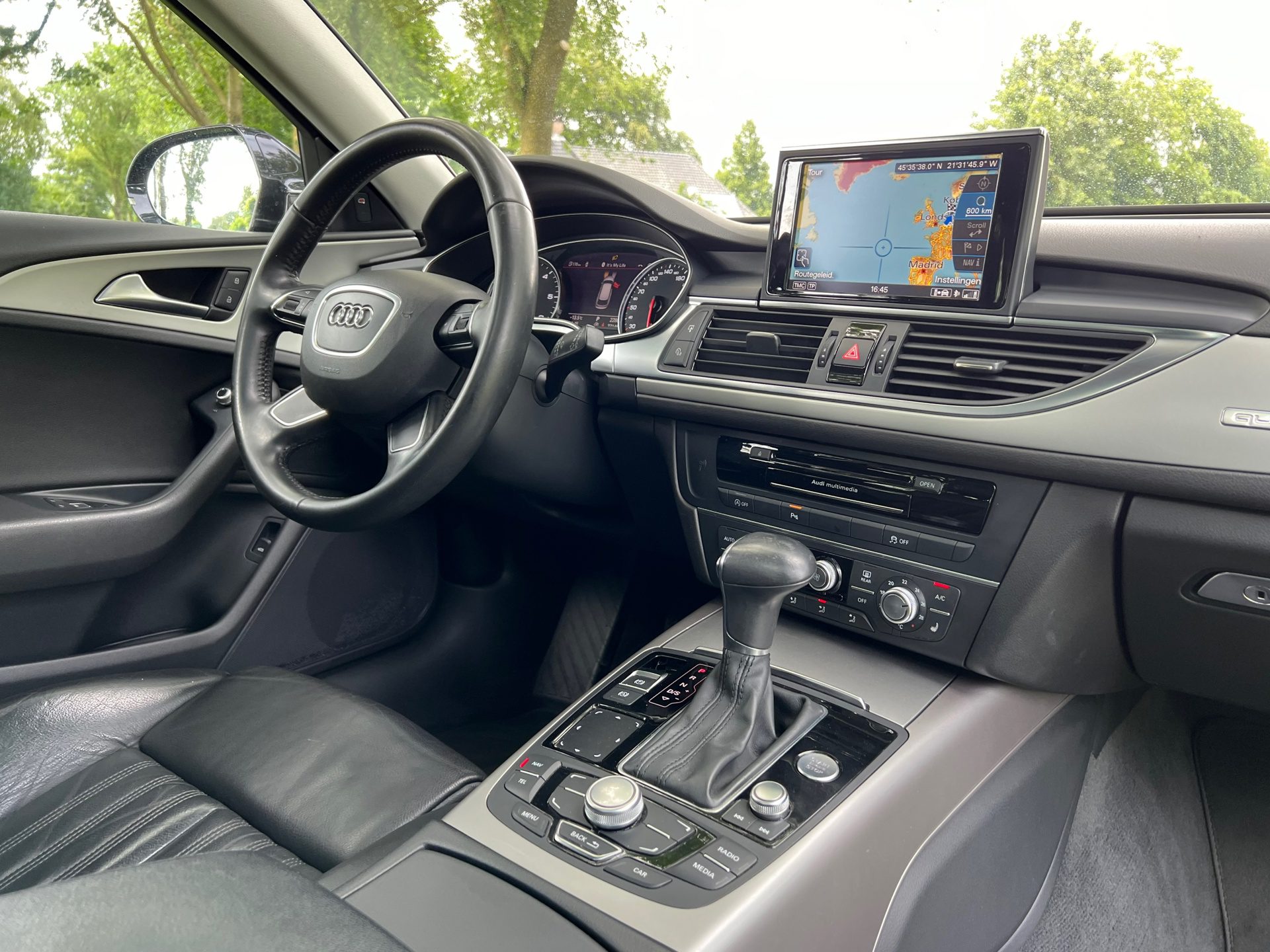 Audi A6 Avant 3.0 TDI quattro Sport Edition | Pano + Navi + Lederbekleding |