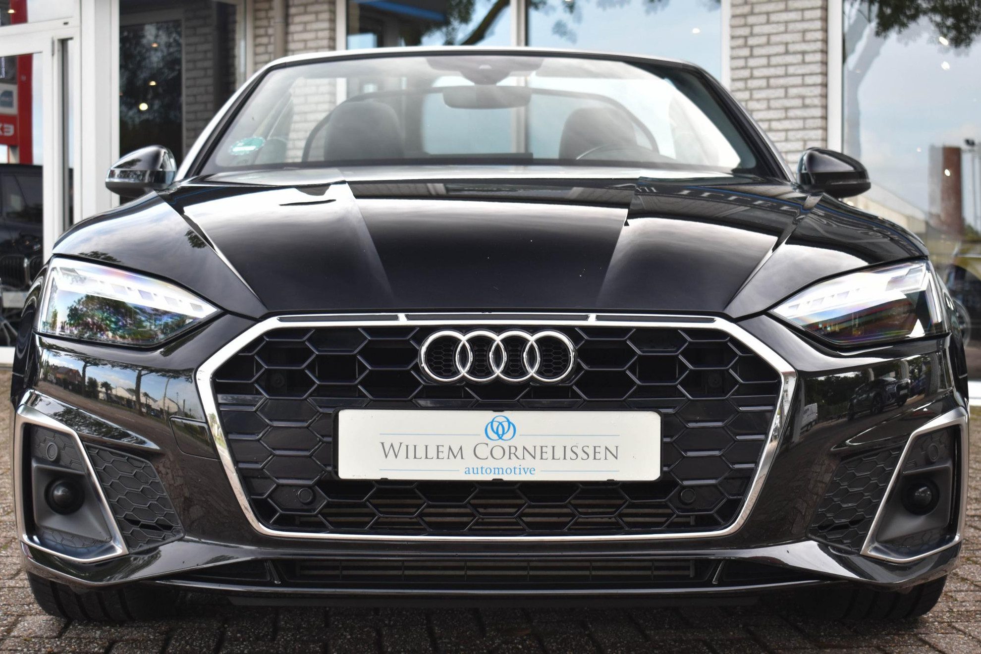 Audi A5 Cabriolet 40 TFSI S edition Virtual Dash Nekverwarming B&O