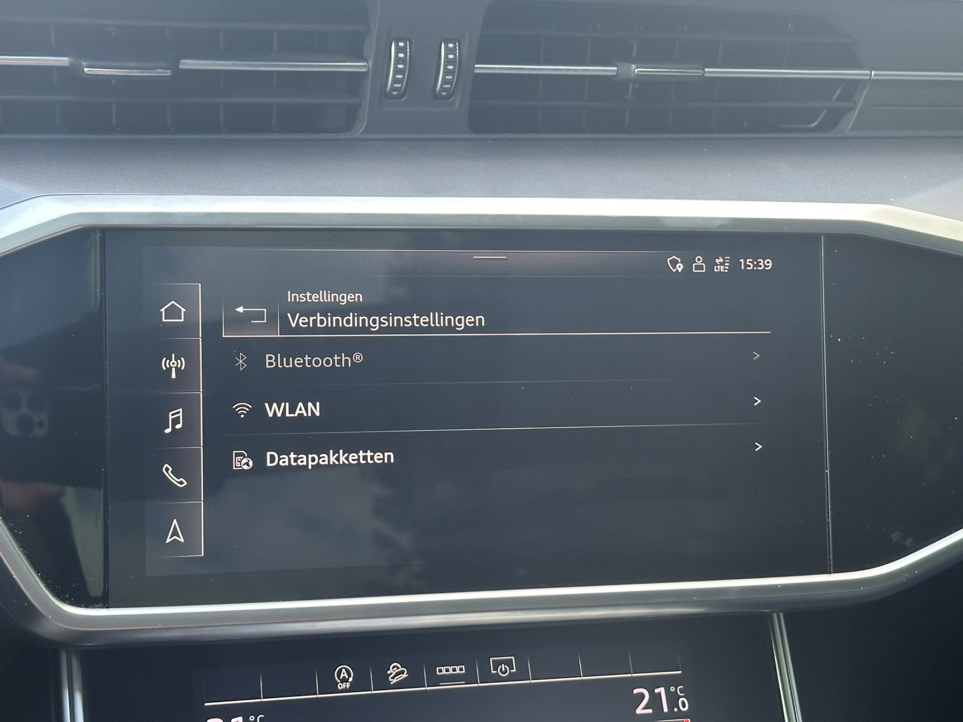 Audi A6 Allroad quattro 45 TDI | LED | PANO | Keyless | Luchtvering | Apple Carplay | Stoelen- Stuur en achterbank verwarmd | Trekhaak .