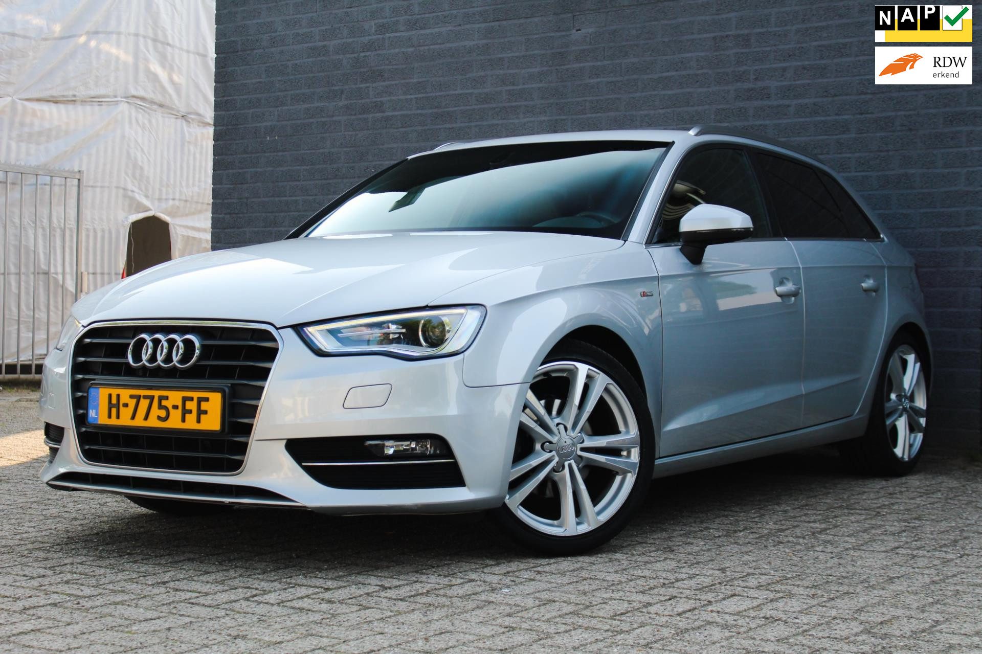 Audi A3 Sportback 1.4 TFSI 2x S line, Led, Navigatie, NAP