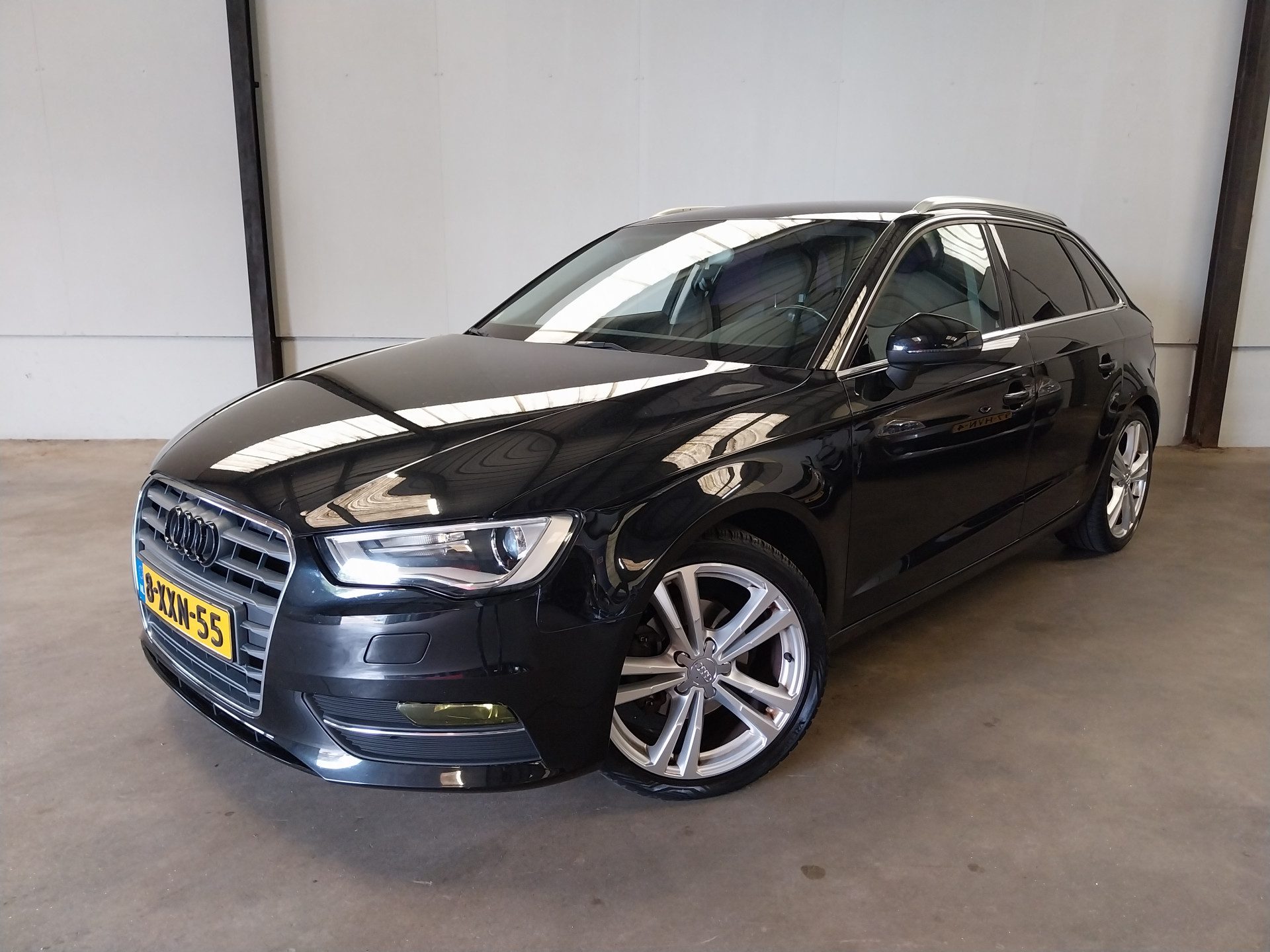 Audi A3 Sportback 1.4 TFSI Ambition Pro Line XENON LED NAVI CRUISE ECC 18 INCH TREKHAAK