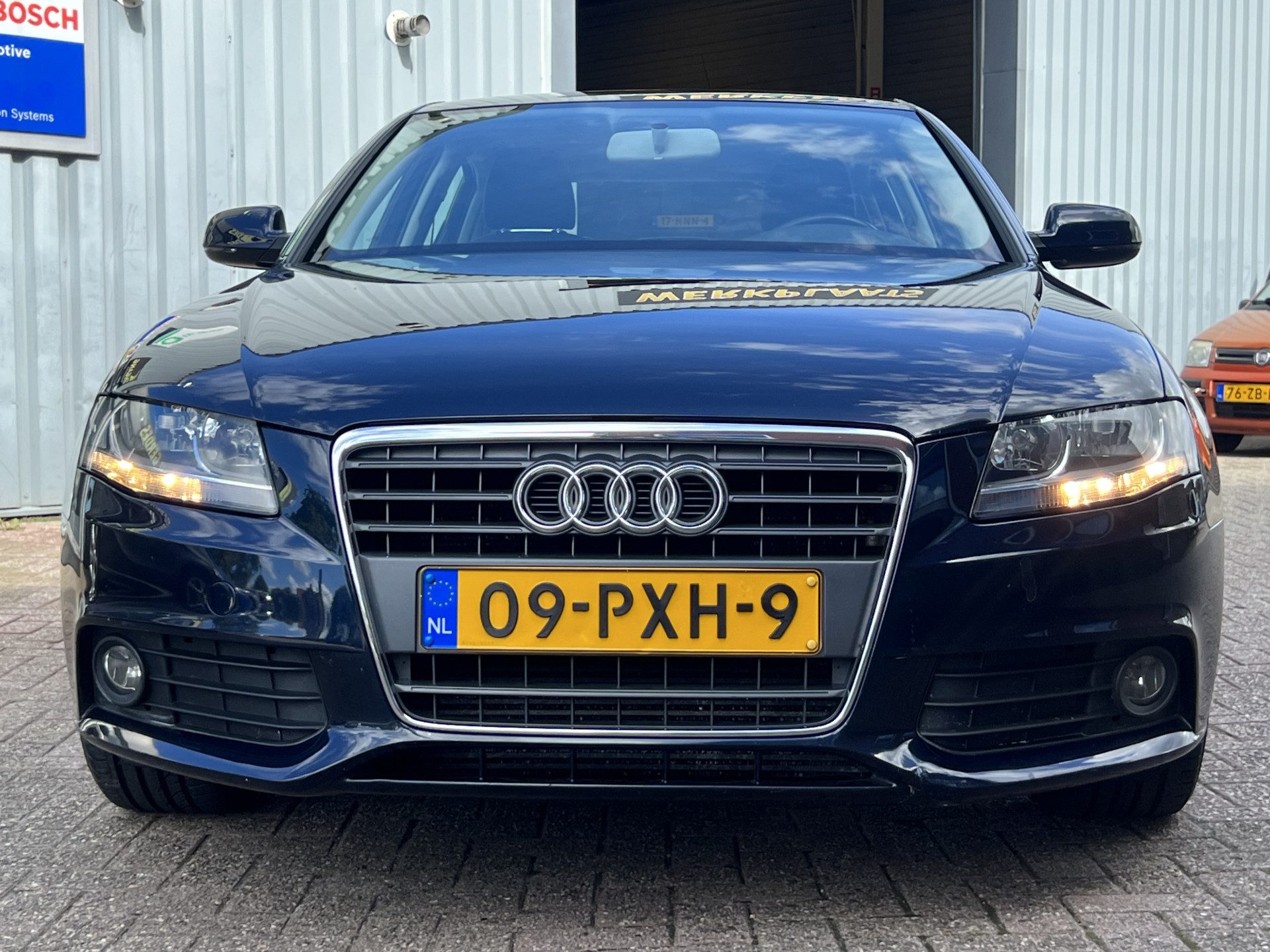 Audi A4 Limousine 1.8 TFSI Pro Line Business | NAVIGATIE | TREKHAAK | CRUISE CONTROL |