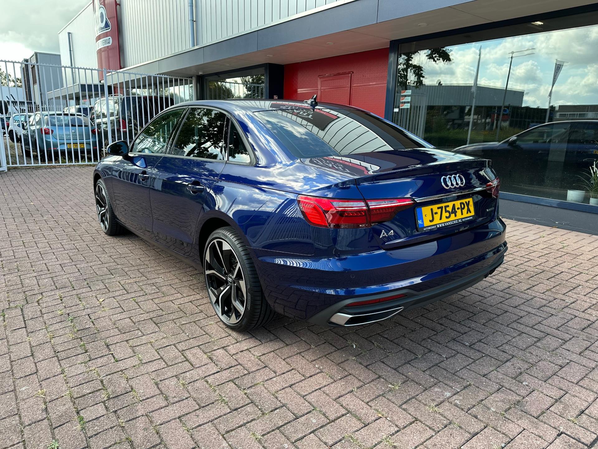 Audi A4 Limousine 35 TFSI Pro Line