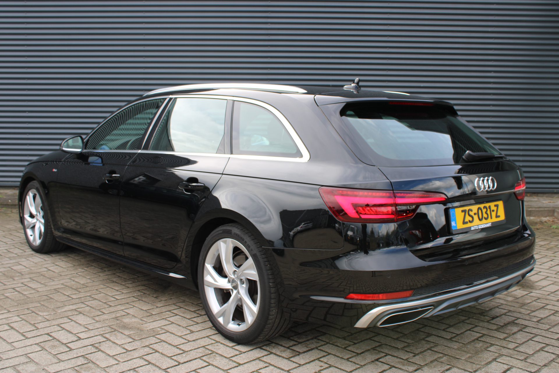 Audi A4 Avant 35 TFSI S-Line Full-Led Navigatie