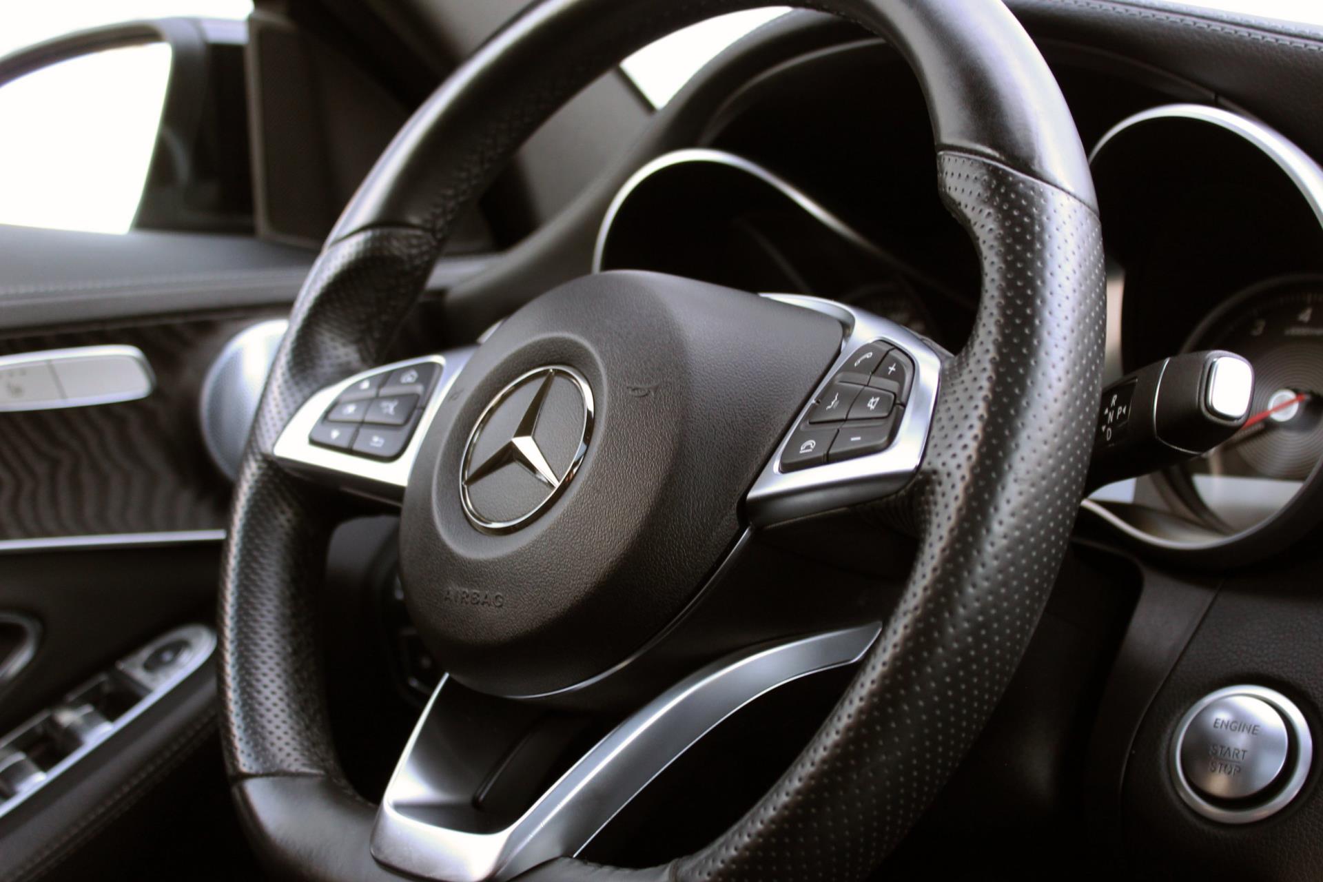 Mercedes-Benz C-Klasse Mercedes-Benz C-klasse Estate C 180 Aut. AMG Line Night, Pano, Burmester