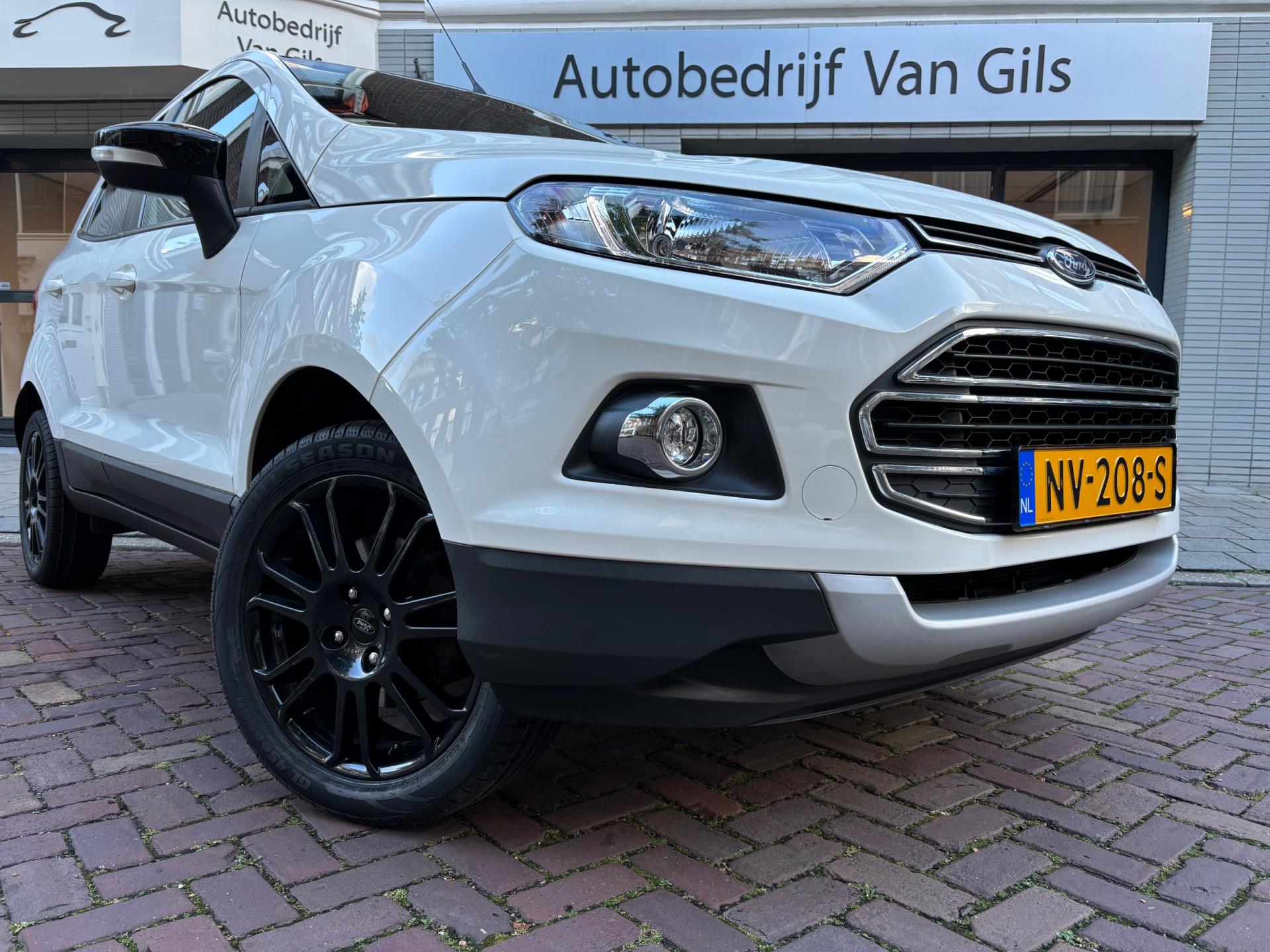 Ford EcoSport 1.0 EcoBoost Titanium S | AIRCO | KEYLESS | NAVIGATIE | PDC | LMV 17 | 1/2 LEDER | STOELVERWARMING |