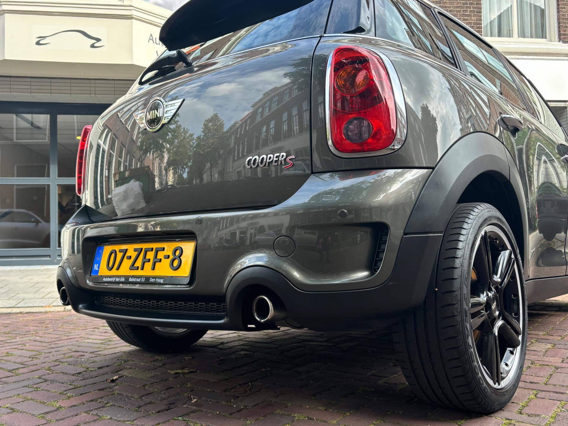 Mini Mini Countryman 1.6 Cooper S ALL4 Chili | AUTOMAAT | KEYLESS ENTRY/GO | LEDER | NAVIGATIE | PANORAMAKDAK |