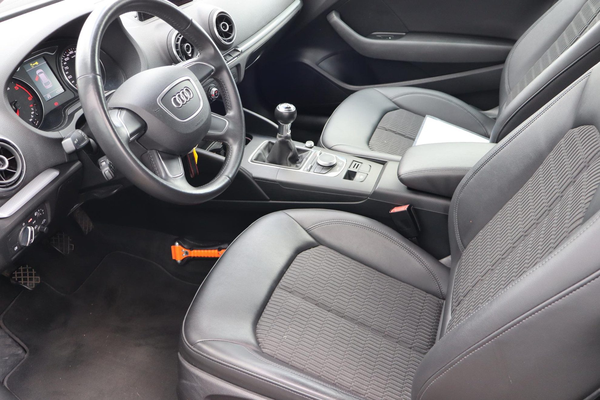 Audi A3 2.0 TDI Ambiente Elektrische ramen, Airco, Cruise control