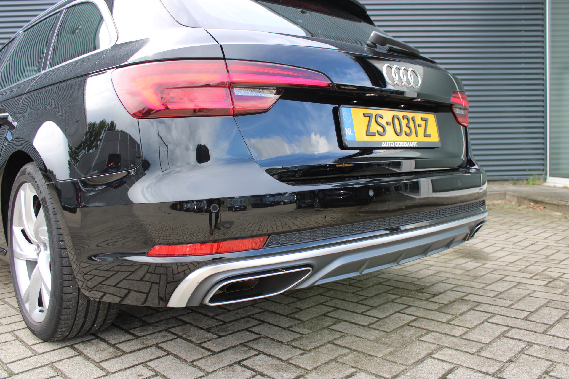 Audi A4 Avant 35 TFSI S-Line Full-Led Navigatie