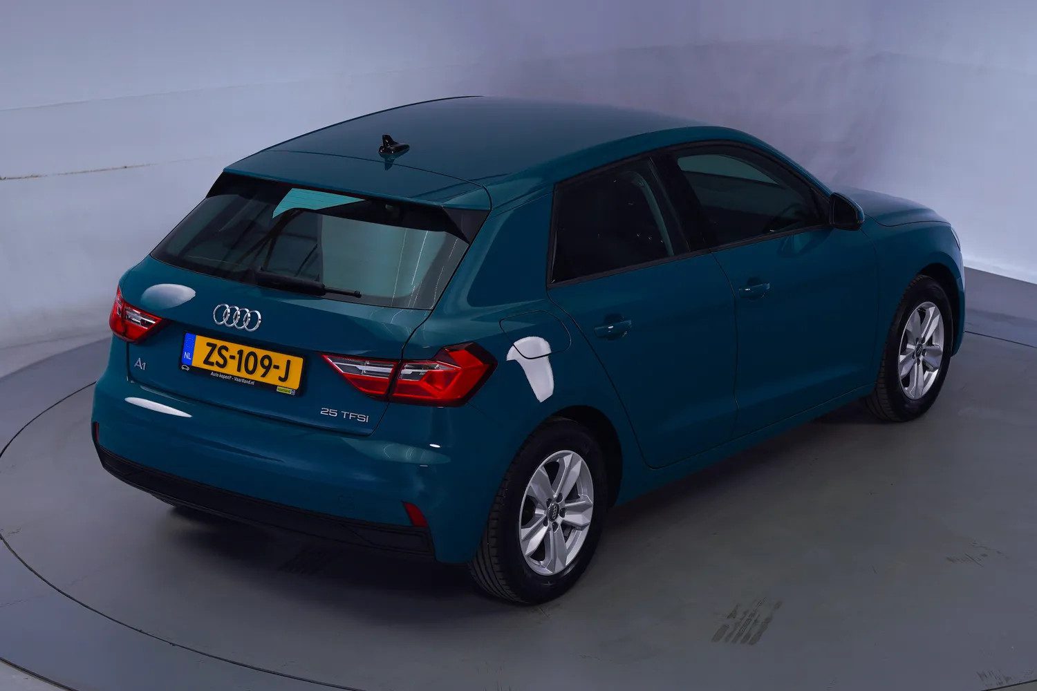 Audi A1 25 TFSI Pro Line [ Virtual Carplay Lane-assist ]