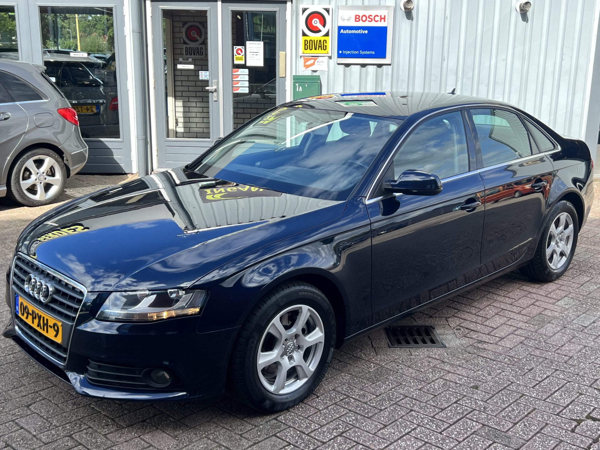 Audi A4 Limousine 1.8 TFSI Pro Line Business | NAVIGATIE | TREKHAAK | CRUISE CONTROL |