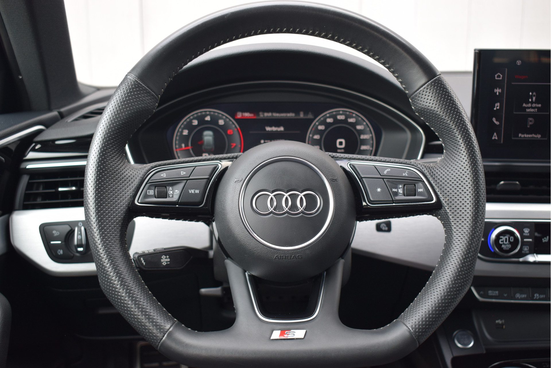 Audi A4 Avant 35 TFSi 150pk Automaat S-Line Sport LED | Virtual | 2x S-Line | Half Leder | Carplay | Sportstoelen | 18 Inch LMV