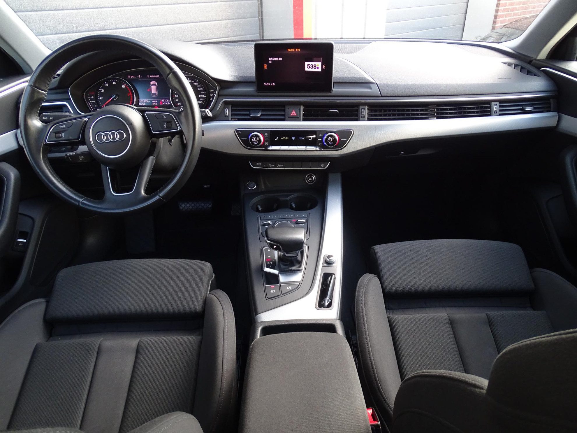 Audi A4 Avant 1.4 TFSI Sport Lease Edition  | Cruise | Elek Klep | Parkeer sensoren |