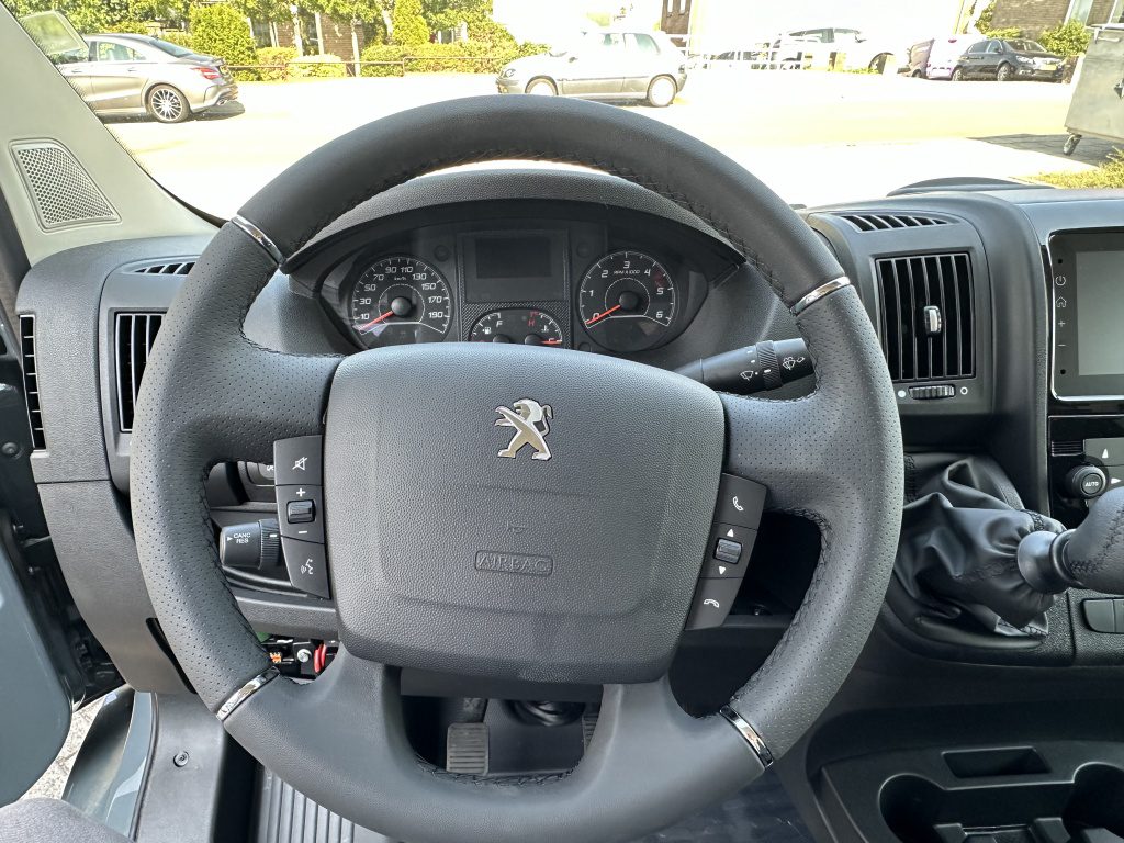 Peugeot Boxer 2.2 HDi 140 L2H2