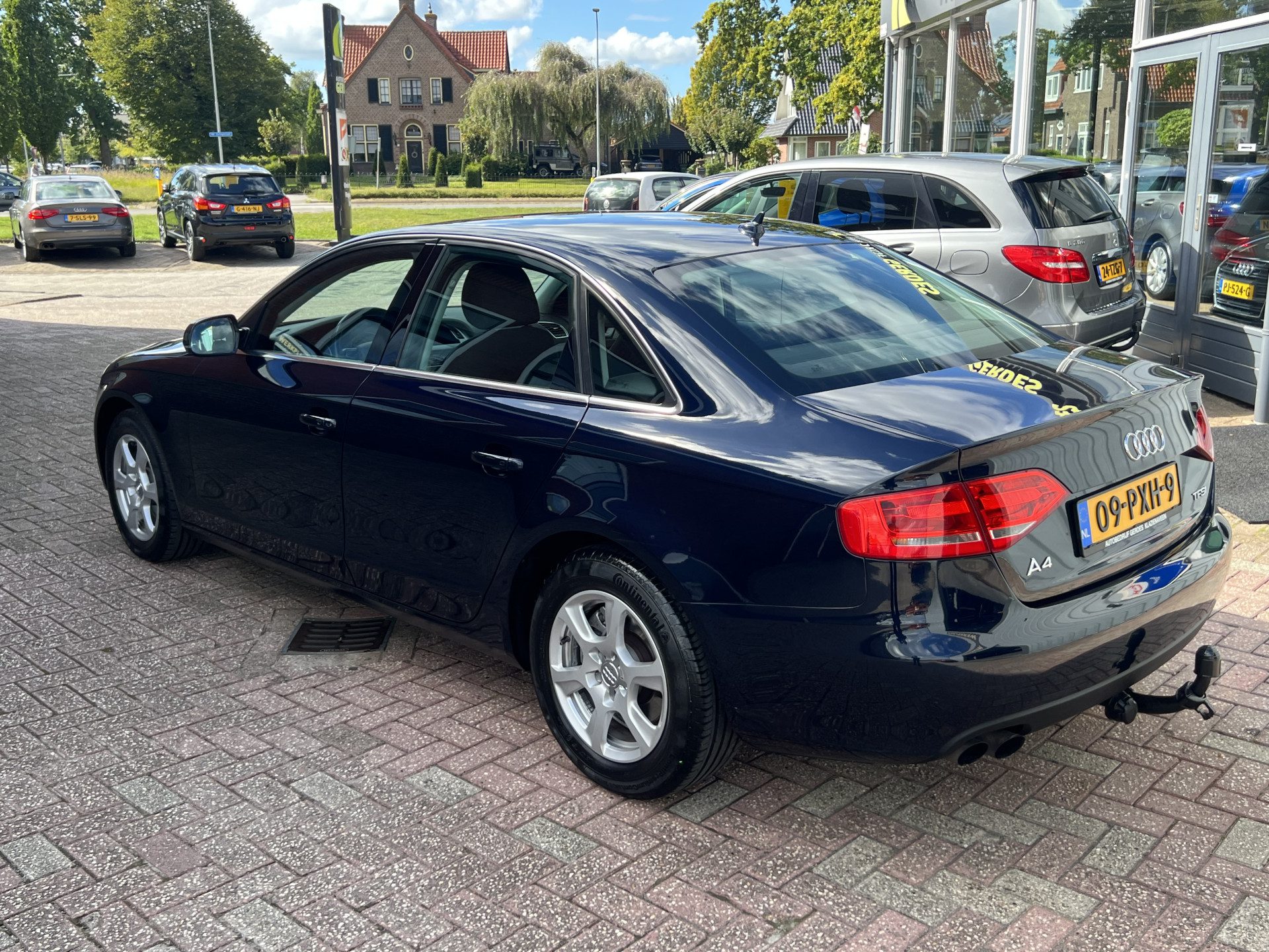 Audi A4 Limousine 1.8 TFSI Pro Line Business | NAVIGATIE | TREKHAAK | CRUISE CONTROL |