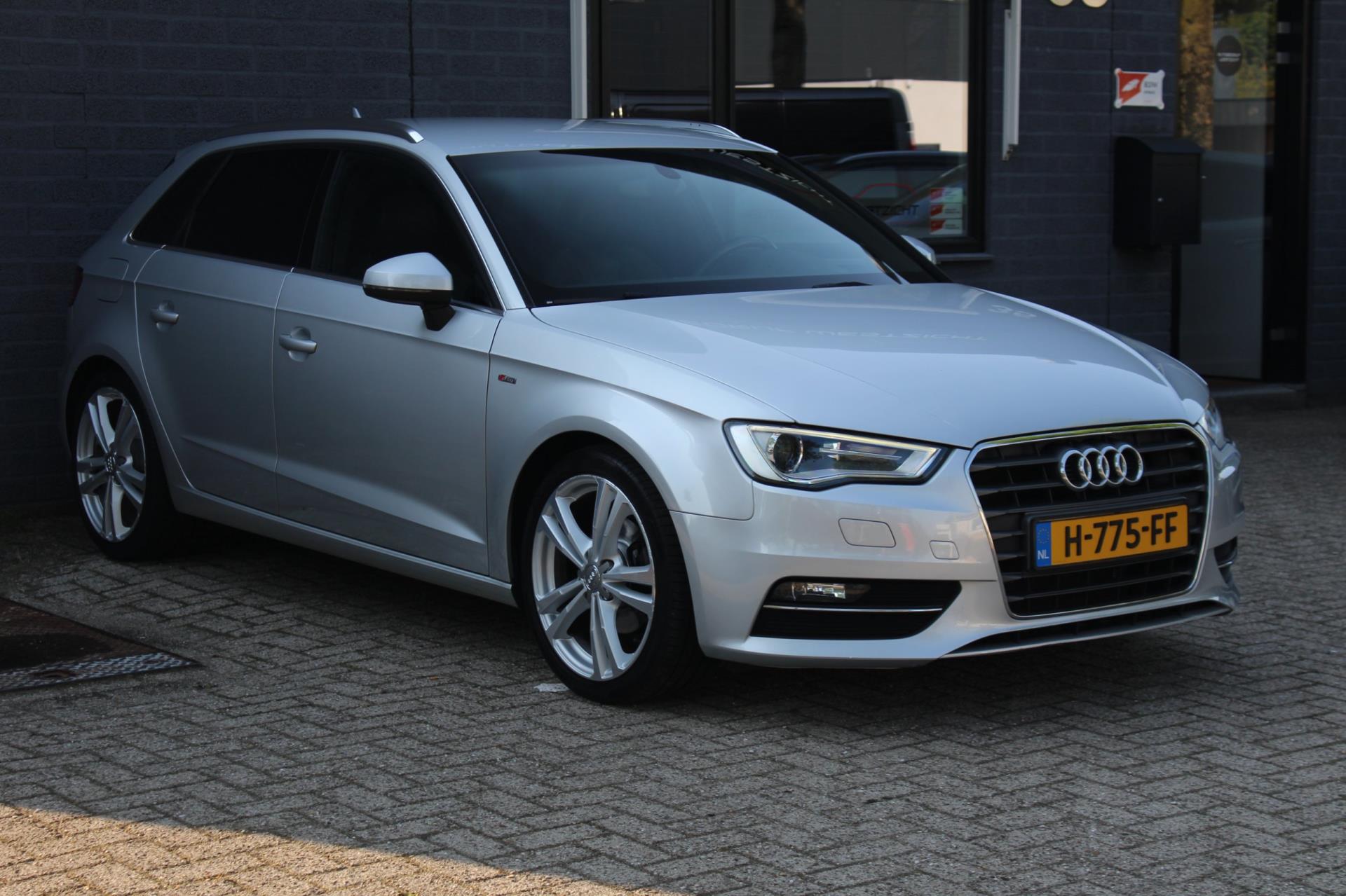 Audi A3 Sportback 1.4 TFSI 2x S line, Led, Navigatie, NAP