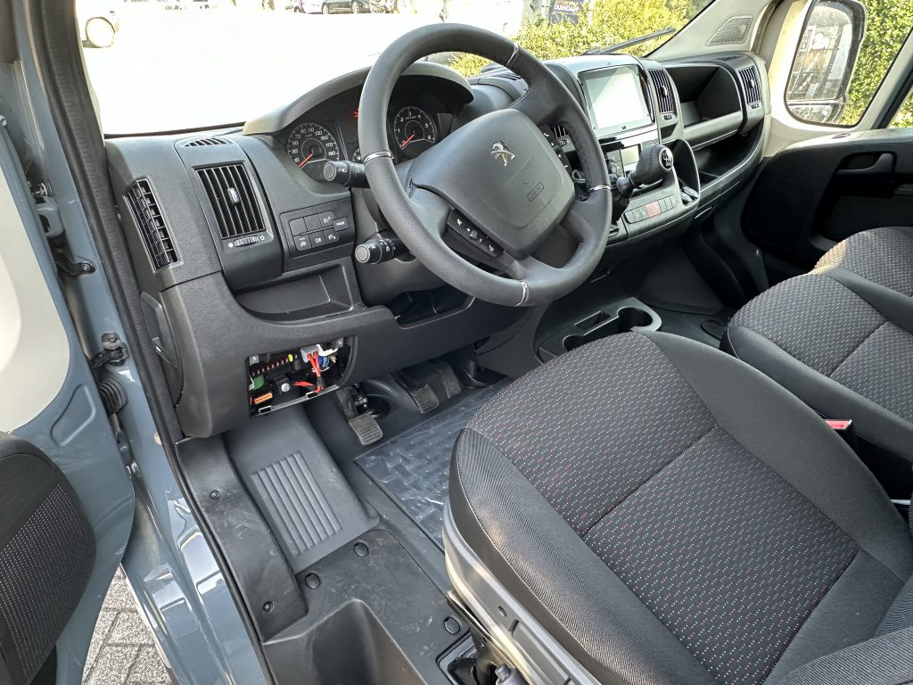 Peugeot Boxer 2.2 HDi 140 L2H2