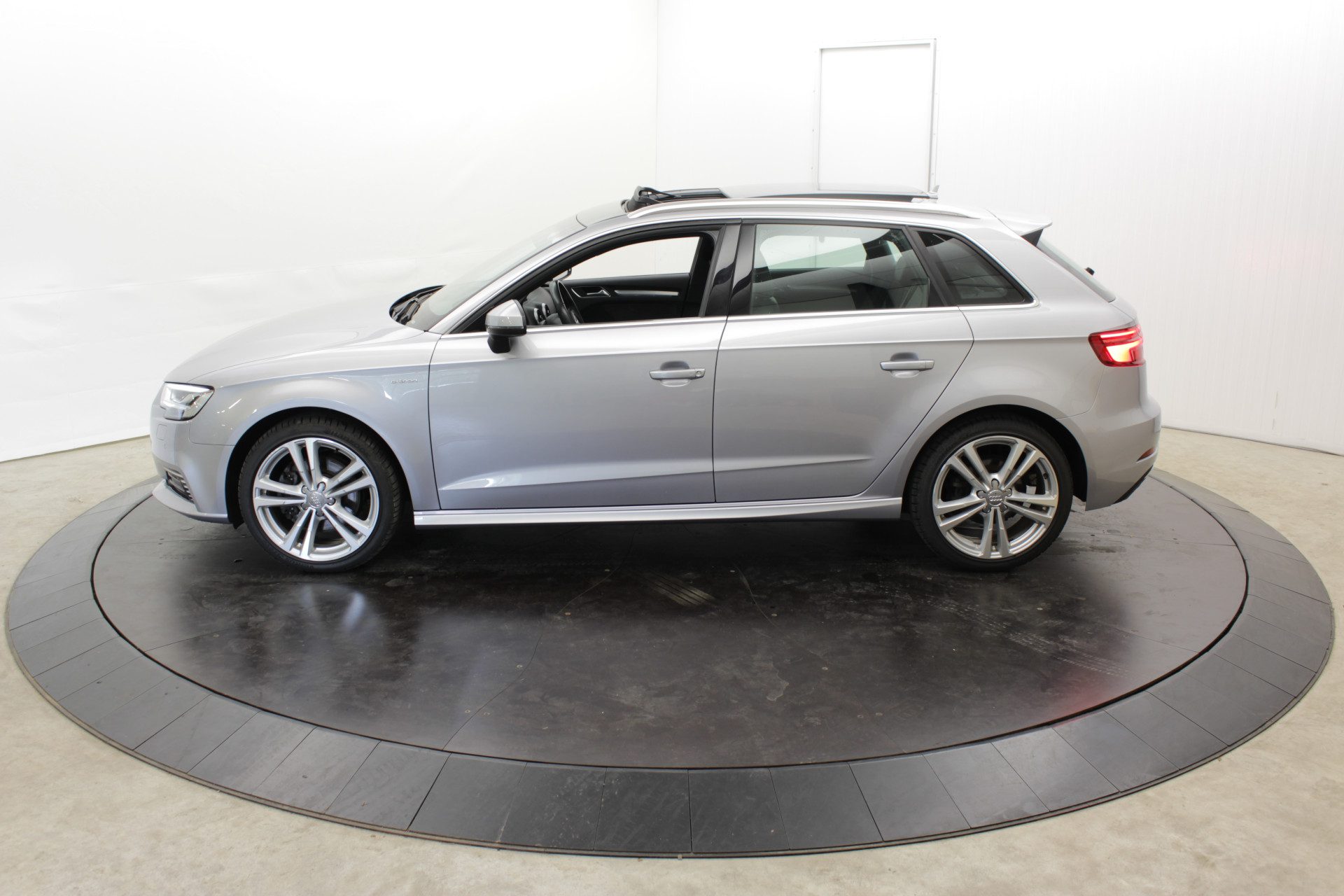 Audi A3 Sportback e-tron 2X S-line Pano Virtual Dash