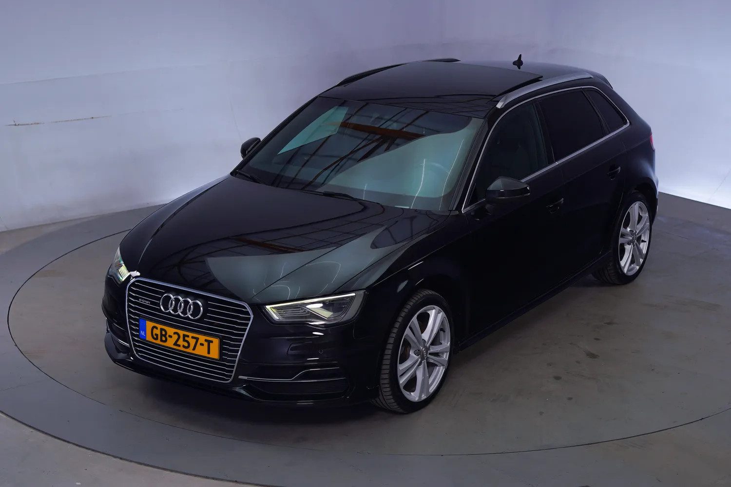 Audi A3 SPORTBACK 1.4 E-tron Ambition Plus Line [ Keyless Panoramadak LED ]