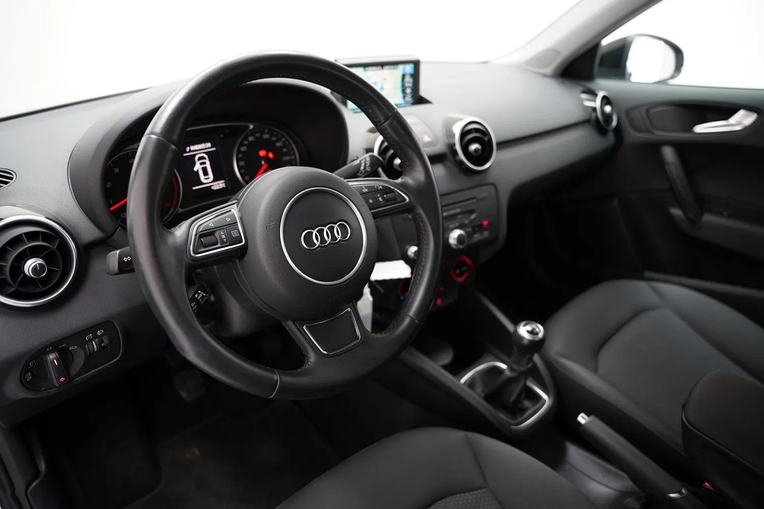 Audi A1 SPORTBACK 1.2 TFSI S-Line [ Navigatie ]