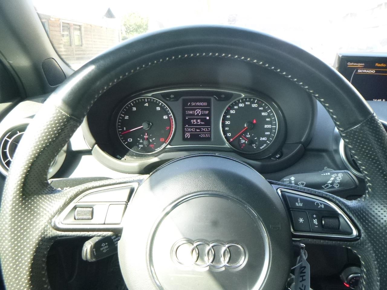 Audi A1 1.4 TFSI CoD Sport Pro Line S SCHAALSTOELEN 160 PK