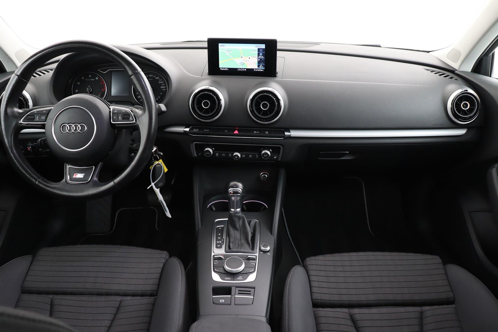 Audi A3 Sportback 1.4 TFSI Pro Line plus S-Line | Panoramadak | LED | Climate Control | Stoelverwarming | Cruise Control |