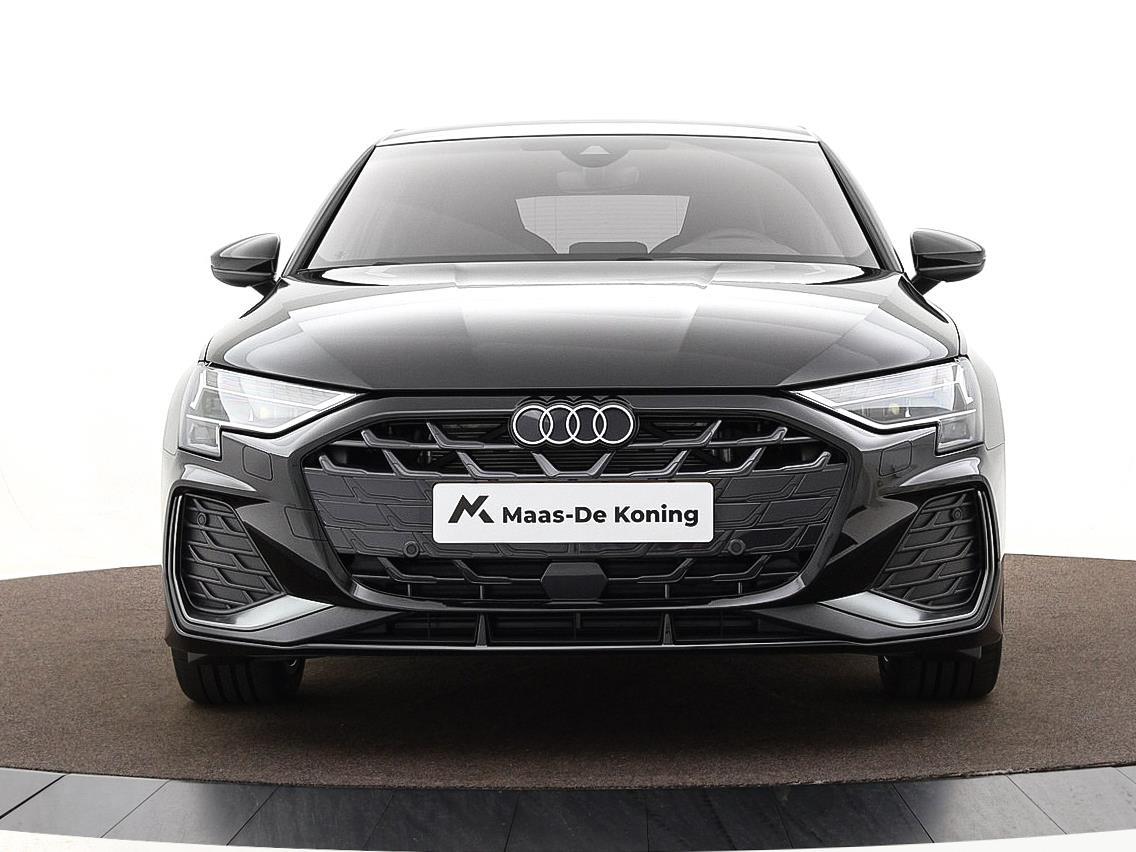 Audi A3 Sportback 35 TFSI S Edition 150 pk · Facelift· 18″ LM Velgen · Matrix-Led · Sonos Premium 3D