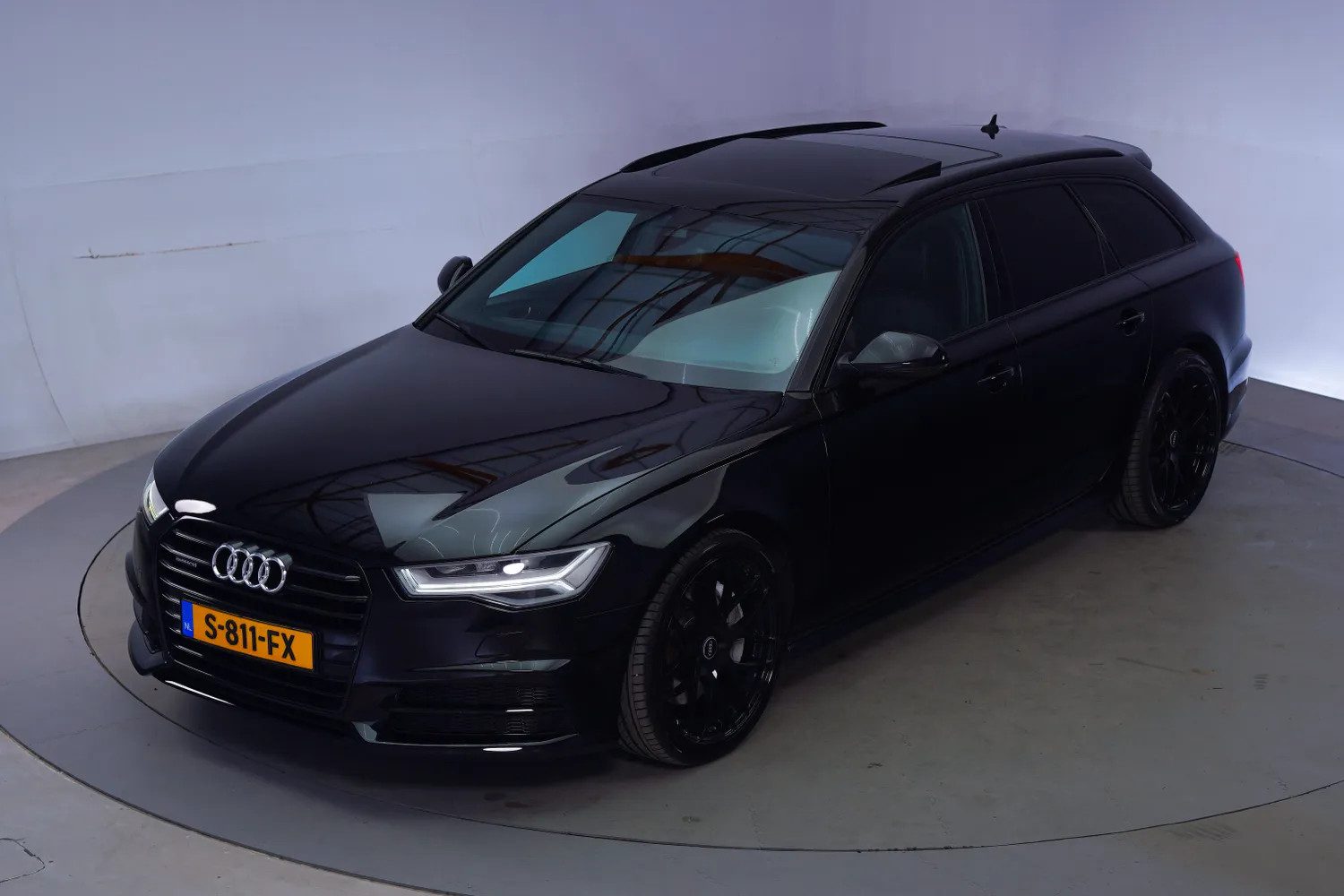 Audi A6 3.0 TFSI Quattro Premium Edition S-line [ Half leder Pano Bi-xenon ]