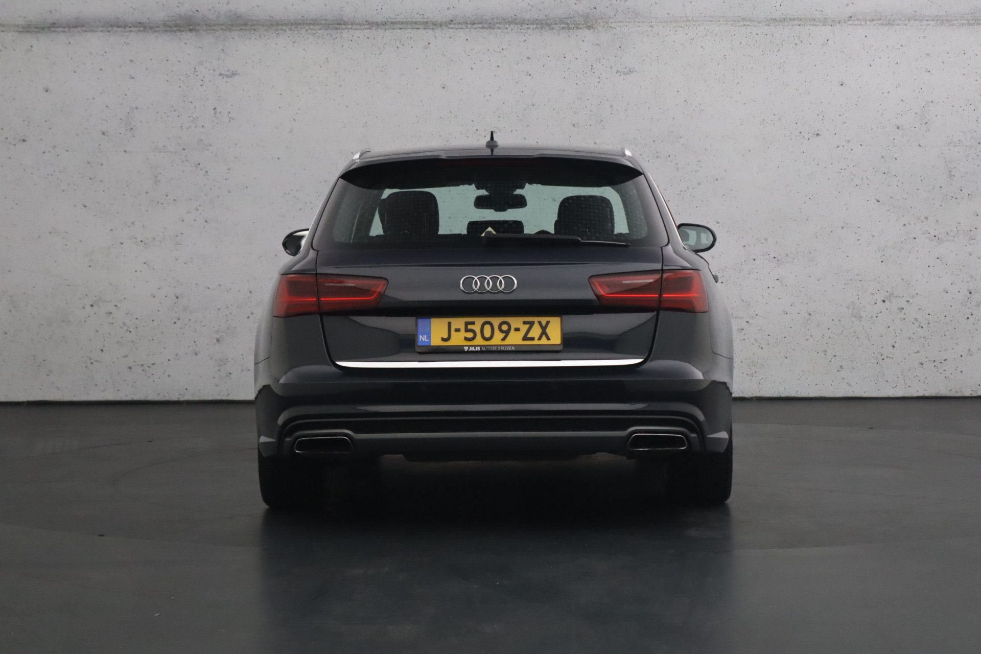 Audi A6 Avant 1.8 TFSI ultra Premium Edition | Bi-xenon koplampen | Cruise control | Stoelverwarming | Parkeersensoren