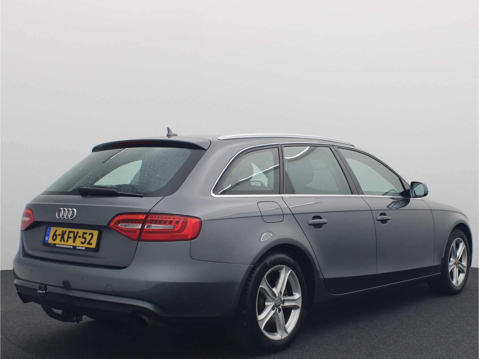 Audi A4 Avant 1.8 TFSI Business Edition BANG & OLUFSEN /  XENON + LED / TREKHAAK / NAVI / CLIMA / CRUISE / GOED OH